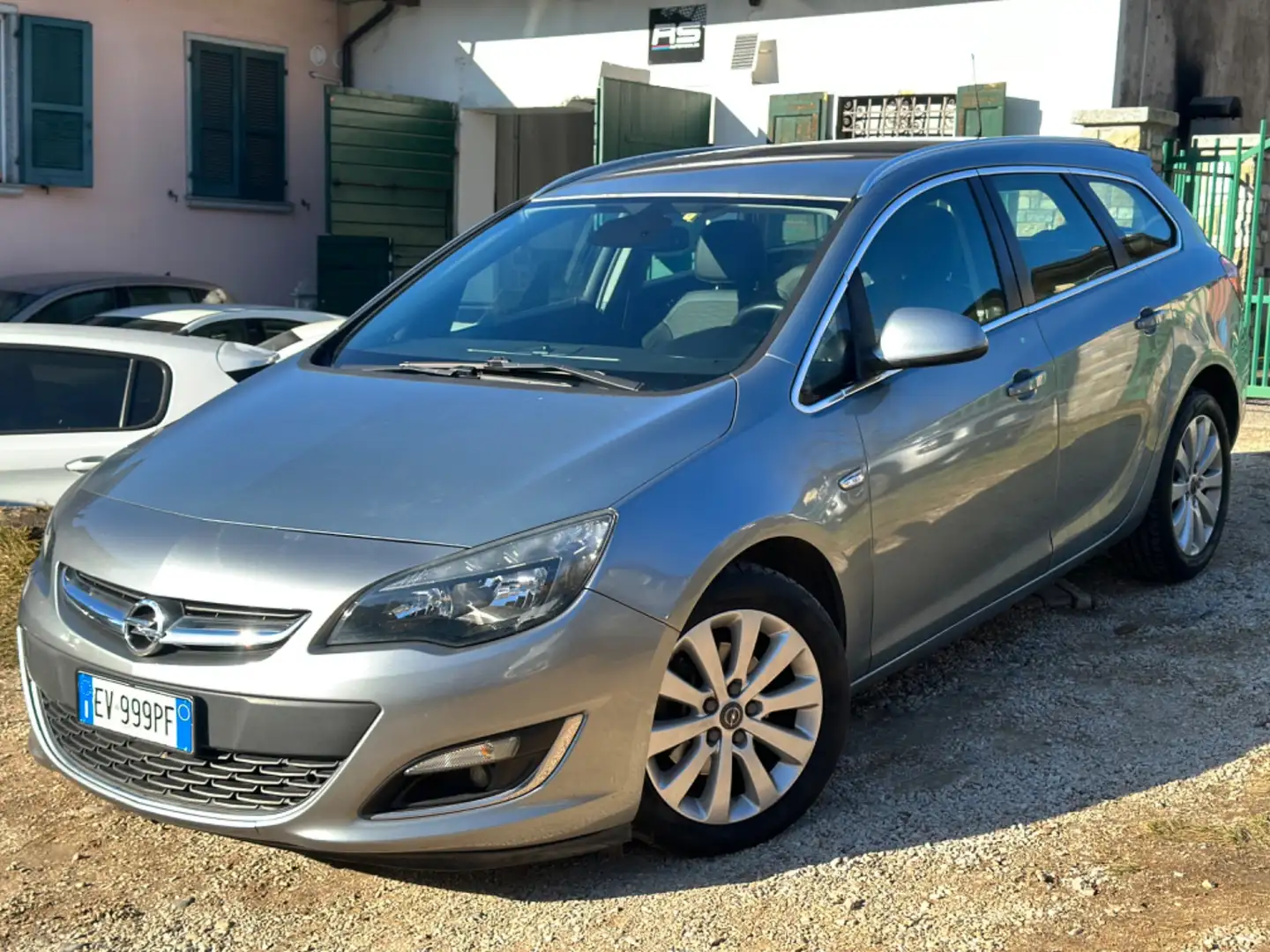 Opel Astra 1.7 CDTI 110CV Sports Tourer Cosmo Grigio - 1