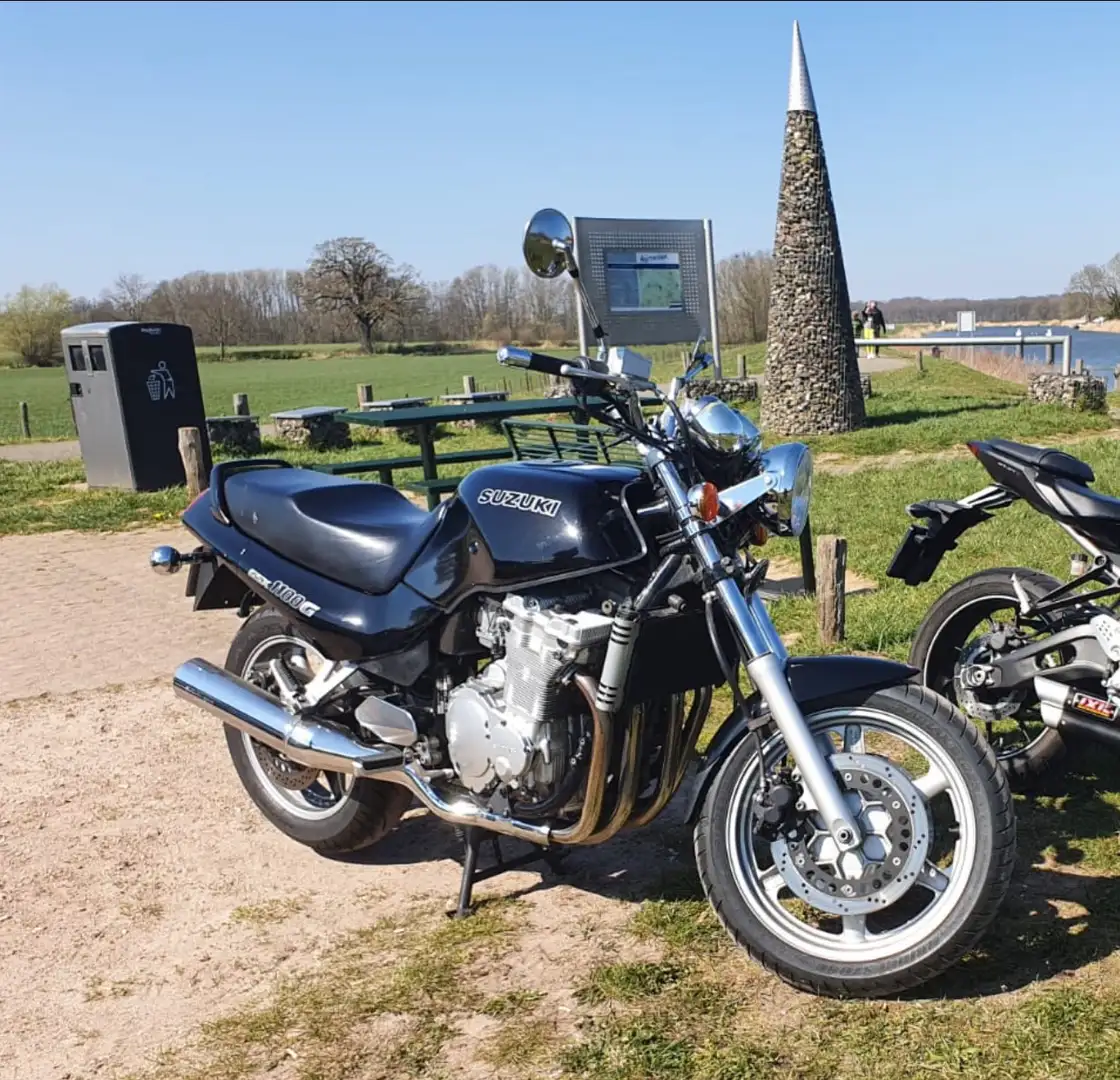Suzuki GSX 1100 GSX1100G Zwart - 1