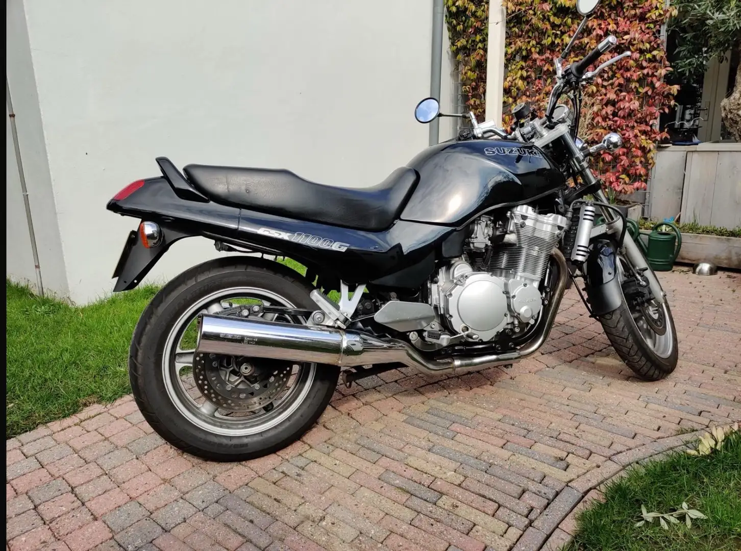 Suzuki GSX 1100 GSX1100G Zwart - 2