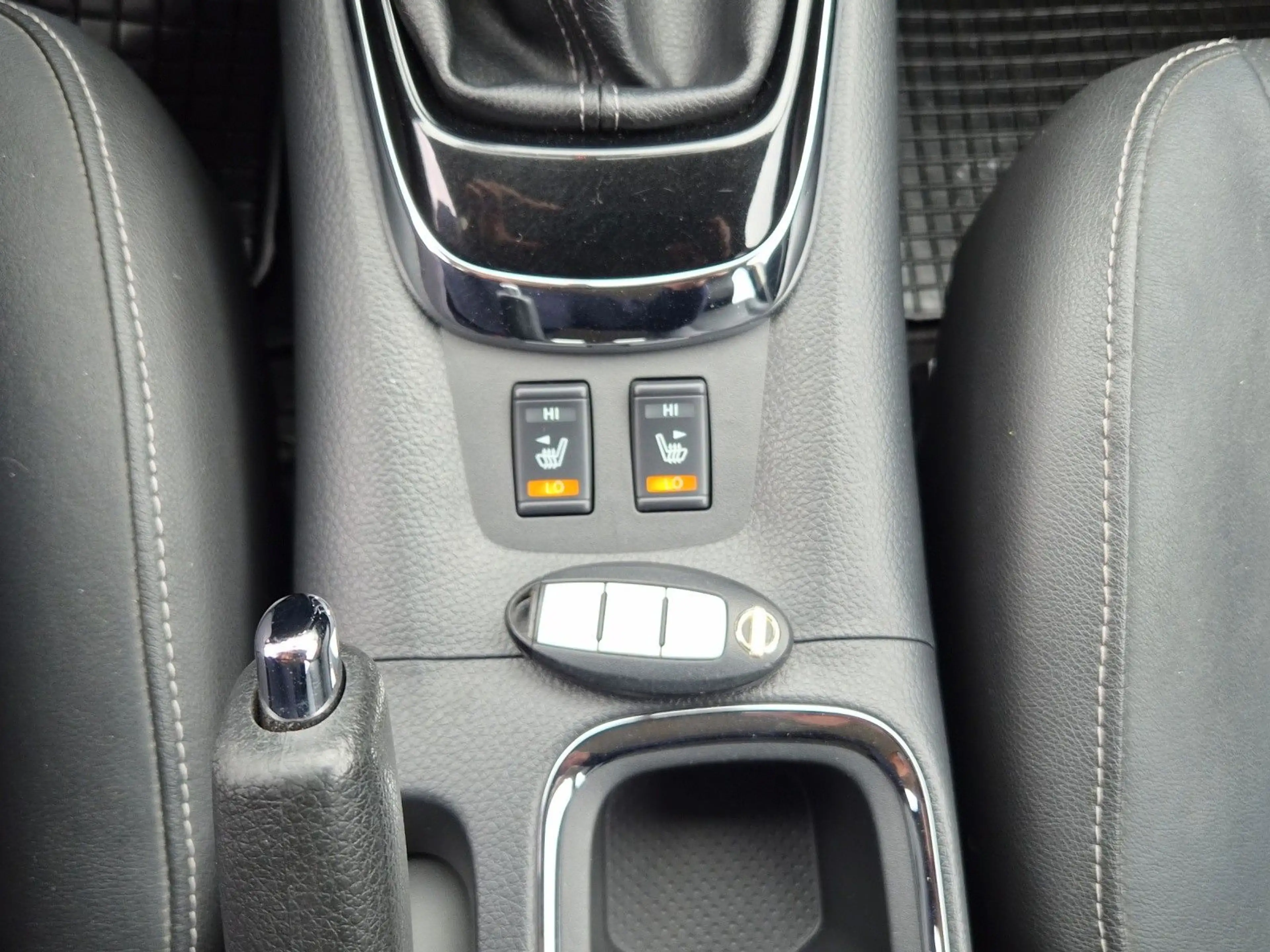 Nissan Pulsar Tekna Klima Navi 360°-Kamera Tüv 11/2027 — photo 16