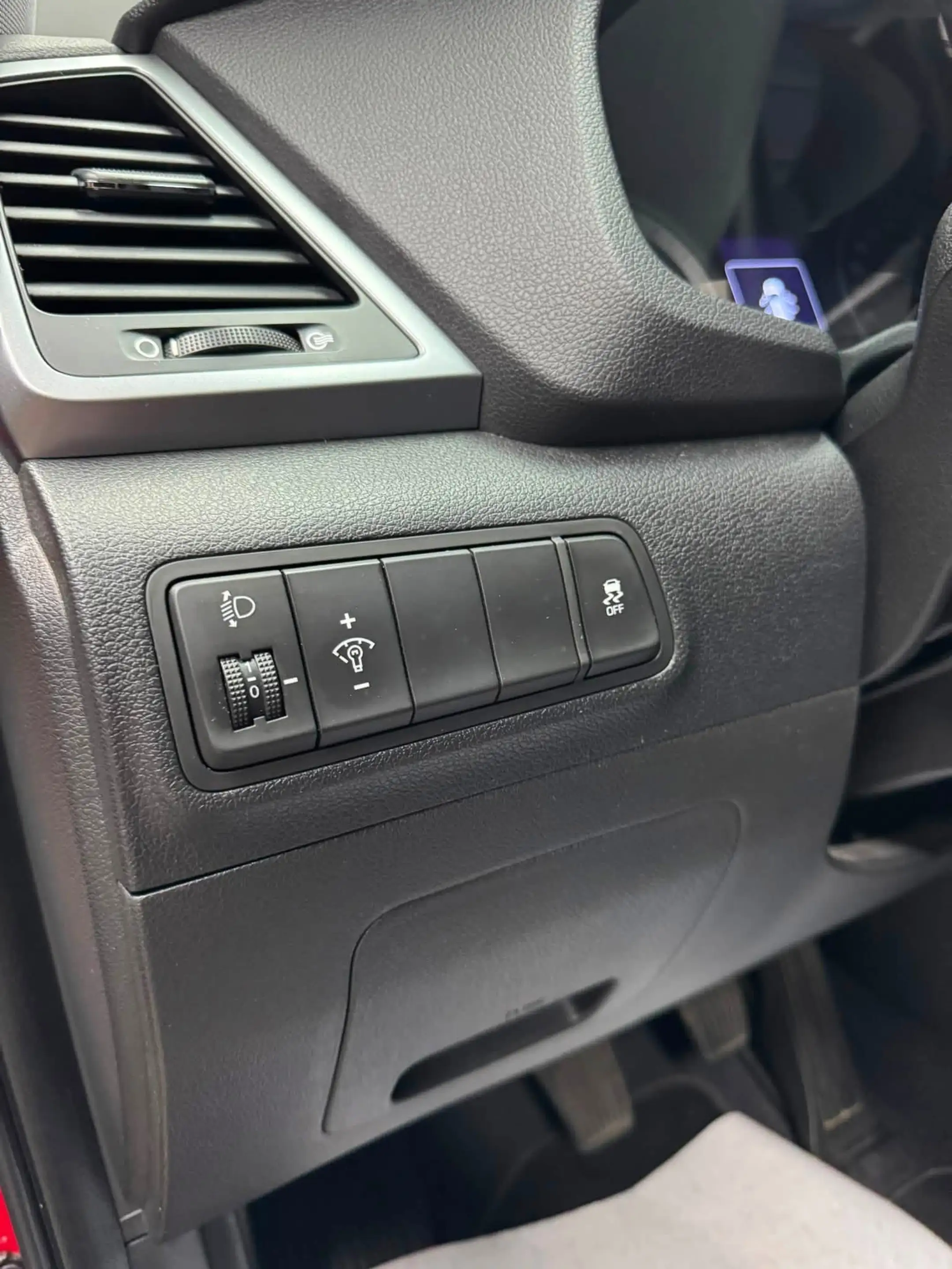 Hyundai TUCSON Tucson 1.7 CRDi **12 mois de garantie** — photo 9