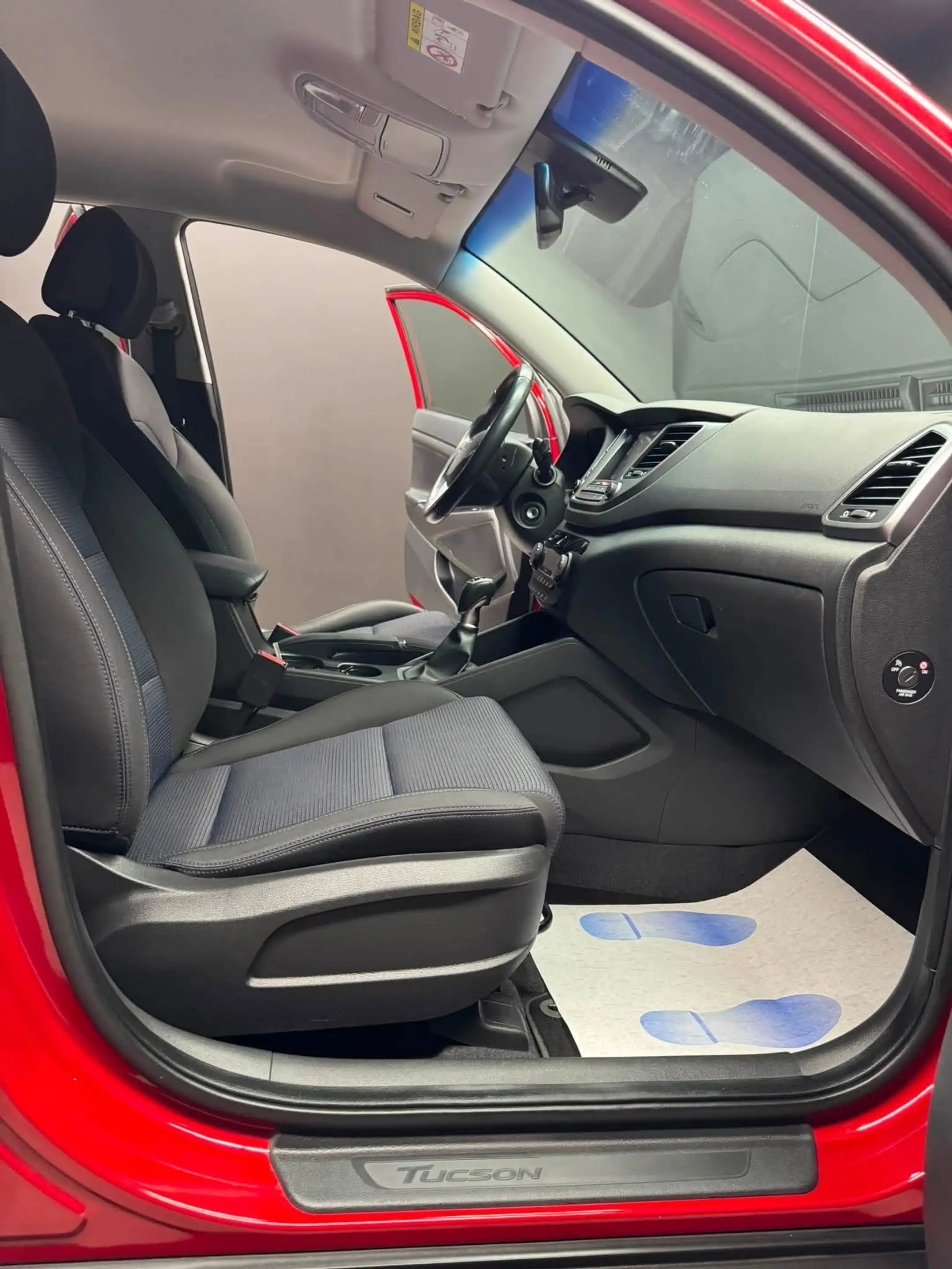 Hyundai TUCSON Tucson 1.7 CRDi **12 mois de garantie** — photo 11
