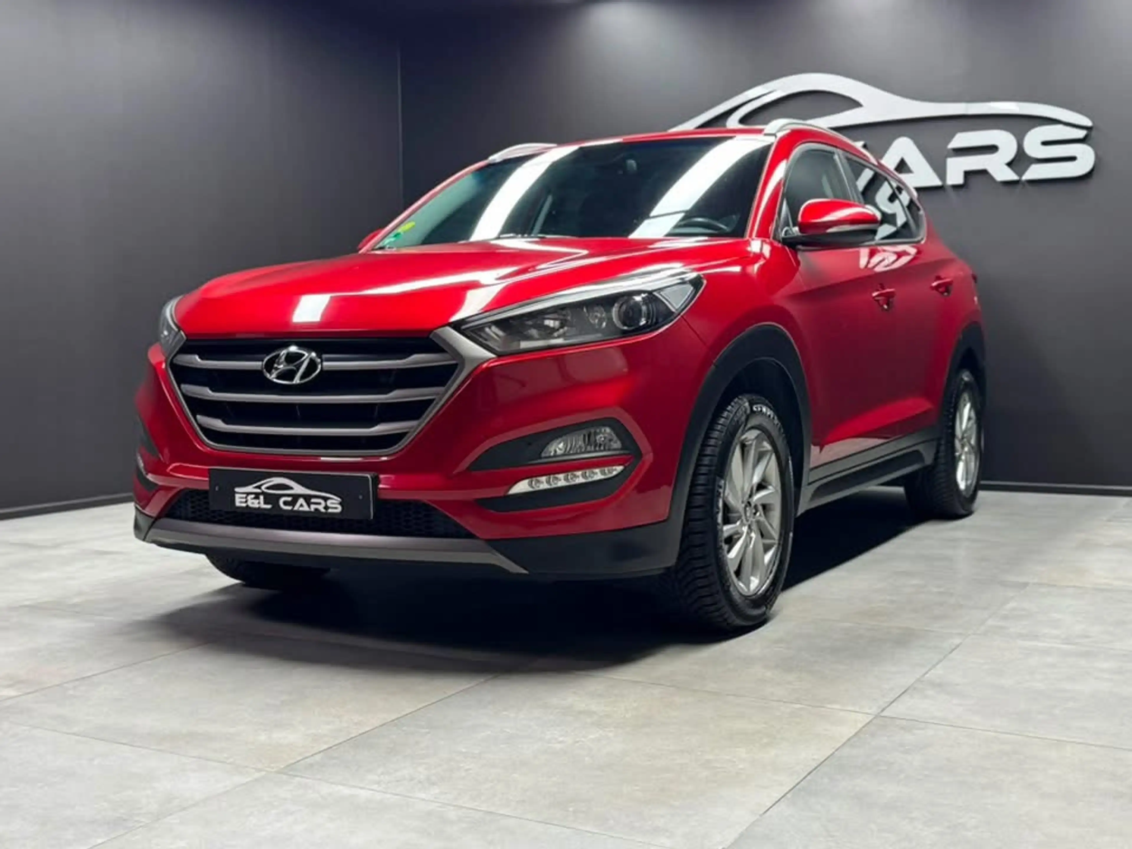 Hyundai TUCSON Tucson 1.7 CRDi **12 mois de garantie**
