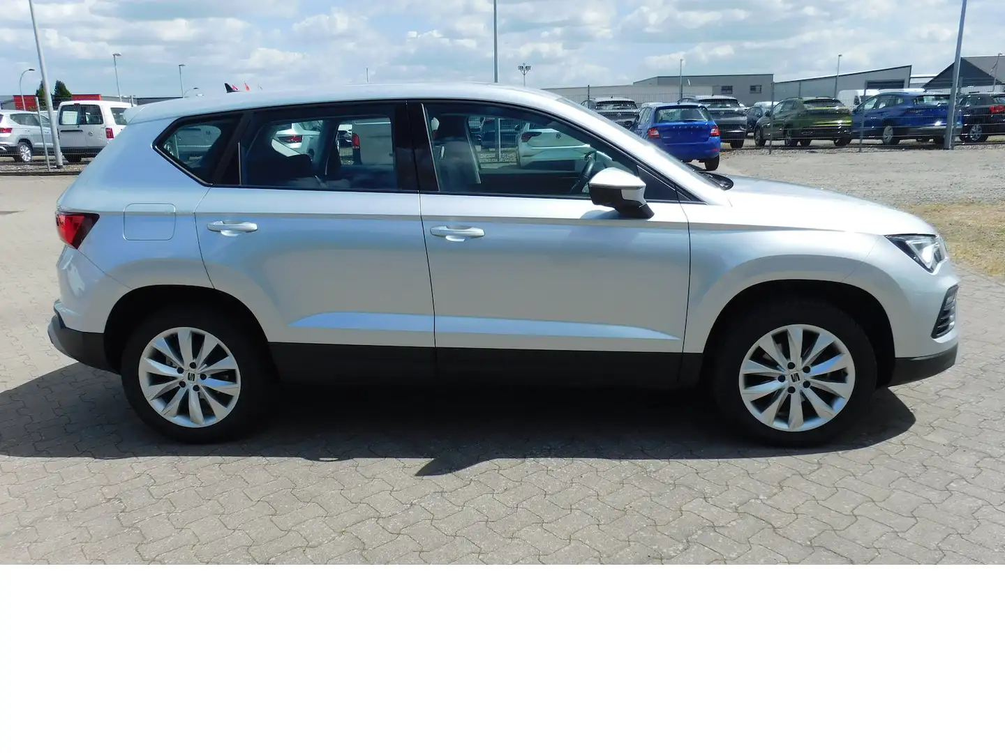 SEAT Ateca 1.5 Style TSI BMT Navi Klima Alu Silber - 2