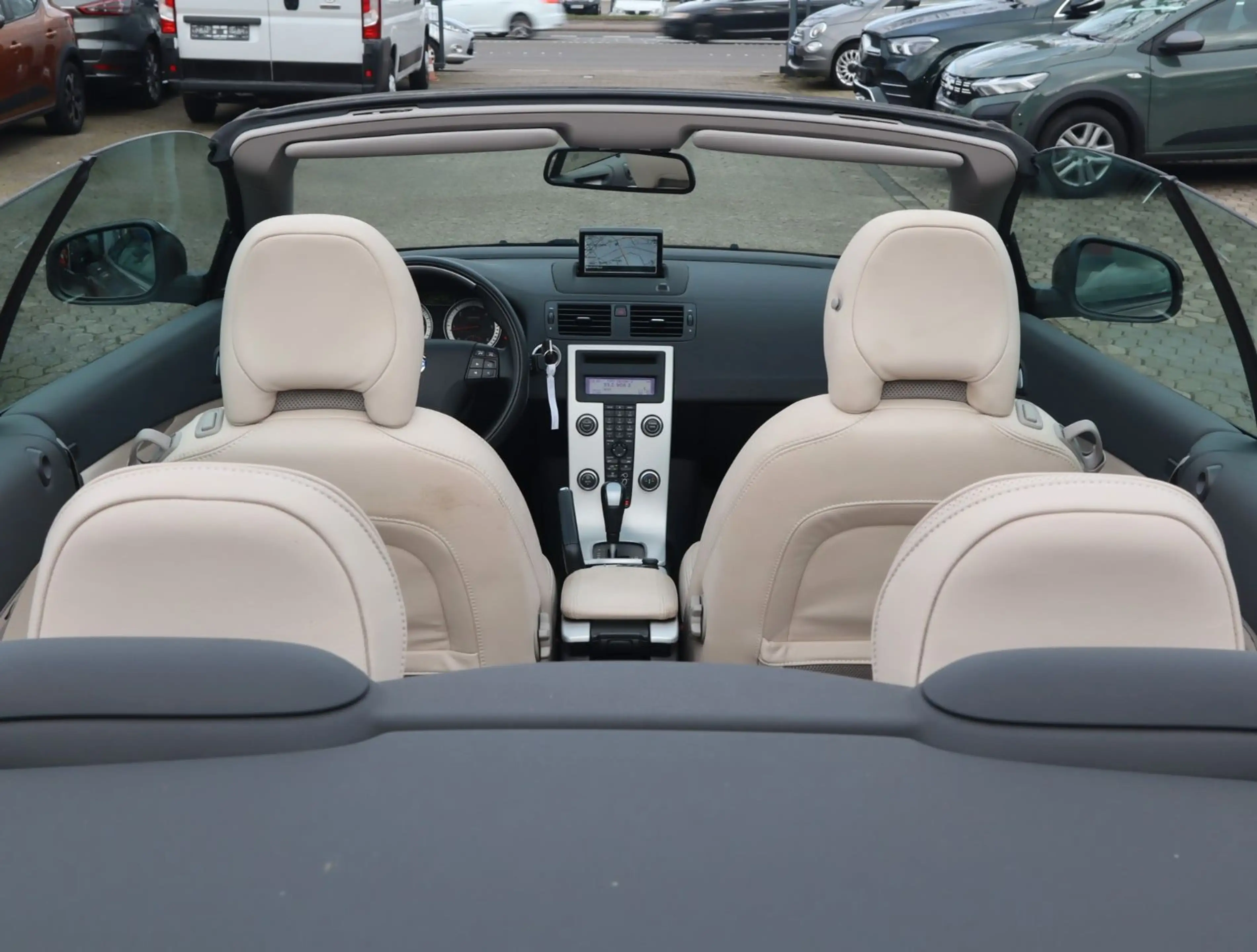 Volvo C70 Cabriolet D4/Navi/SHZ/PDC/Hard-Top — photo 4