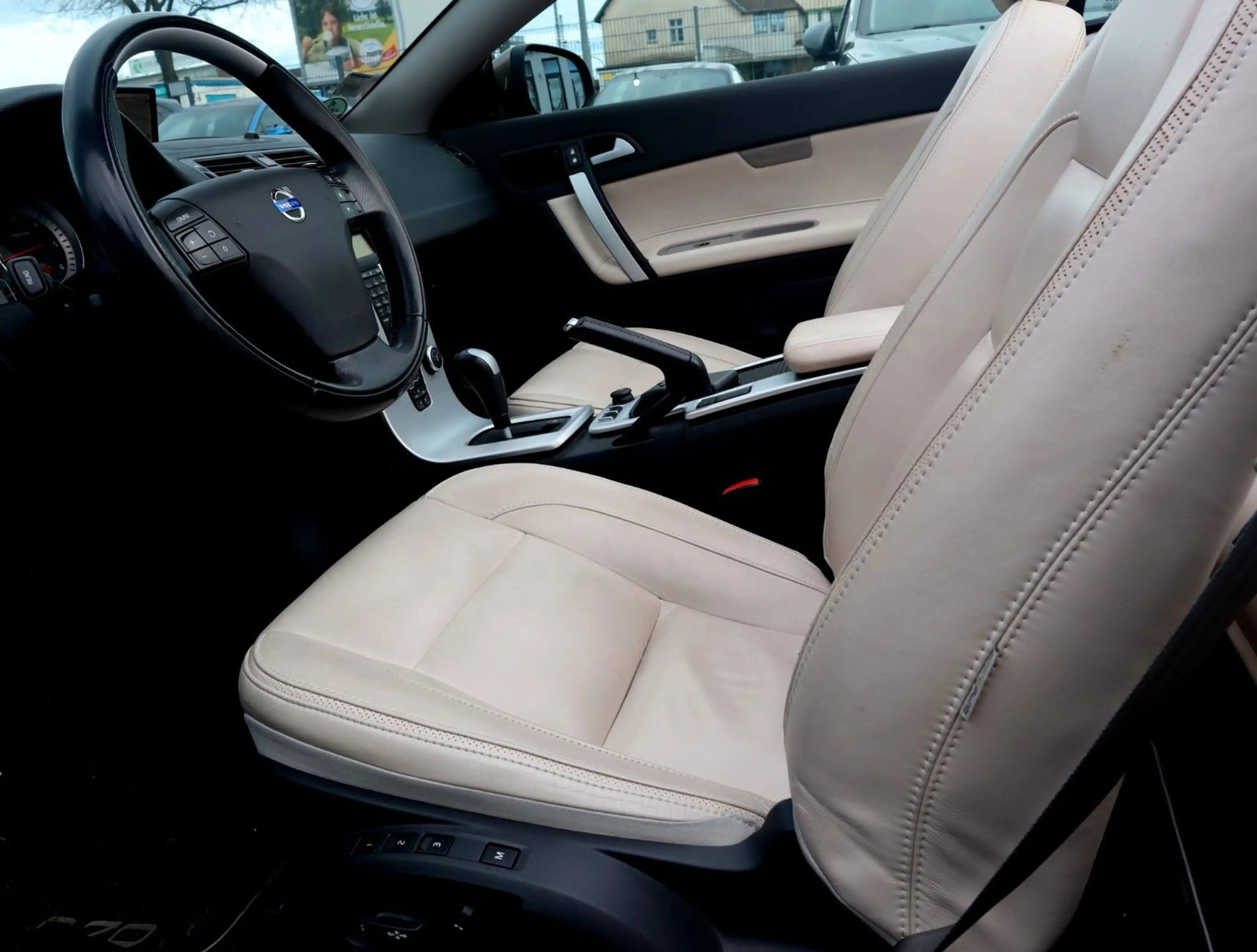 Volvo C70 Cabriolet D4/Navi/SHZ/PDC/Hard-Top — photo 15