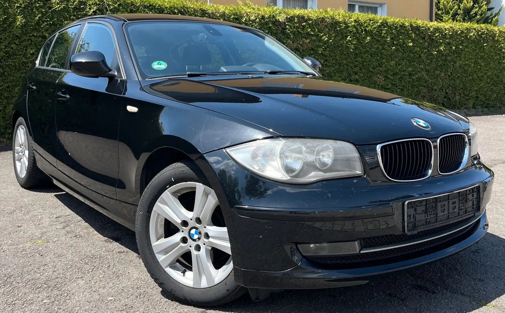 BMW 120 d PDC NAVI 2.HAND LEDER SITZHEIZUNG TOP Negro - 1
