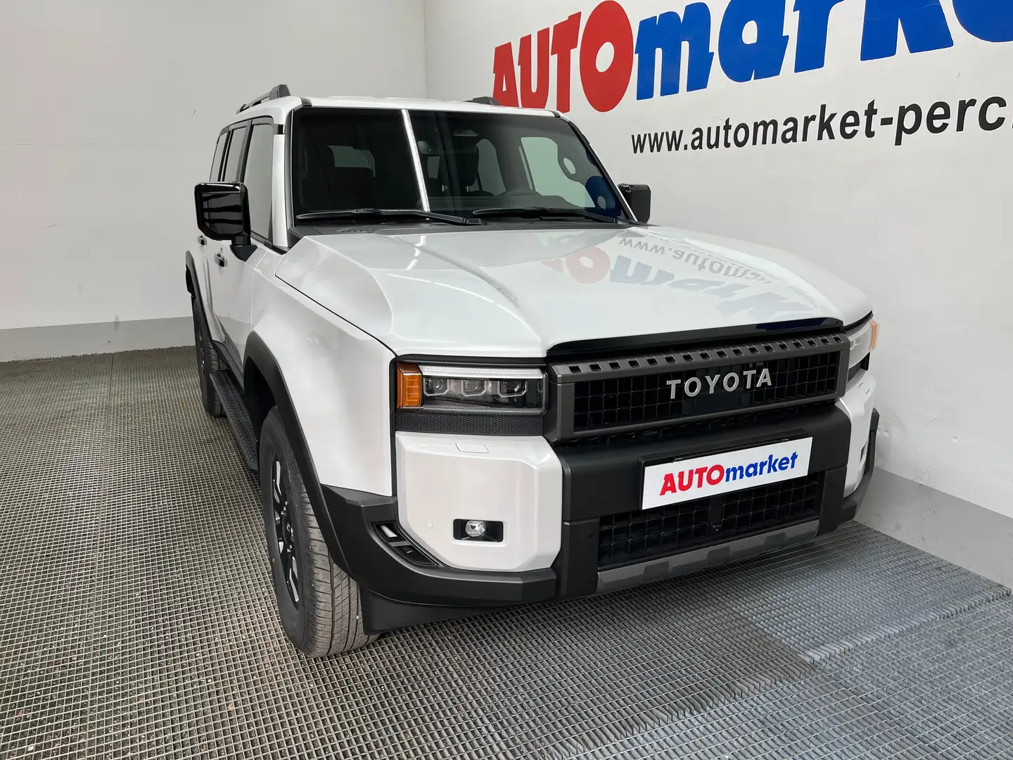 Toyota Land Cruiser 2.8 d-4d Executive awd auto Blanc - 2
