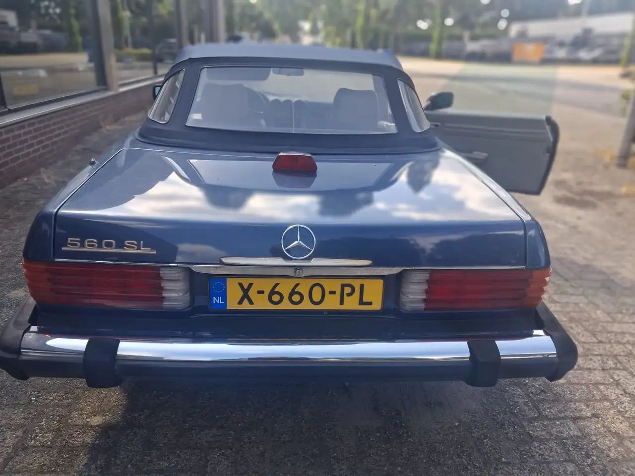 Mercedes-Benz SL 560, foto 4