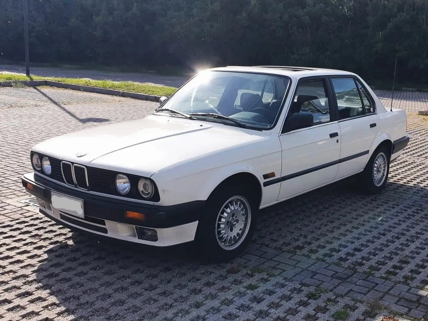 BMW 316 316i 4p bijela - 2