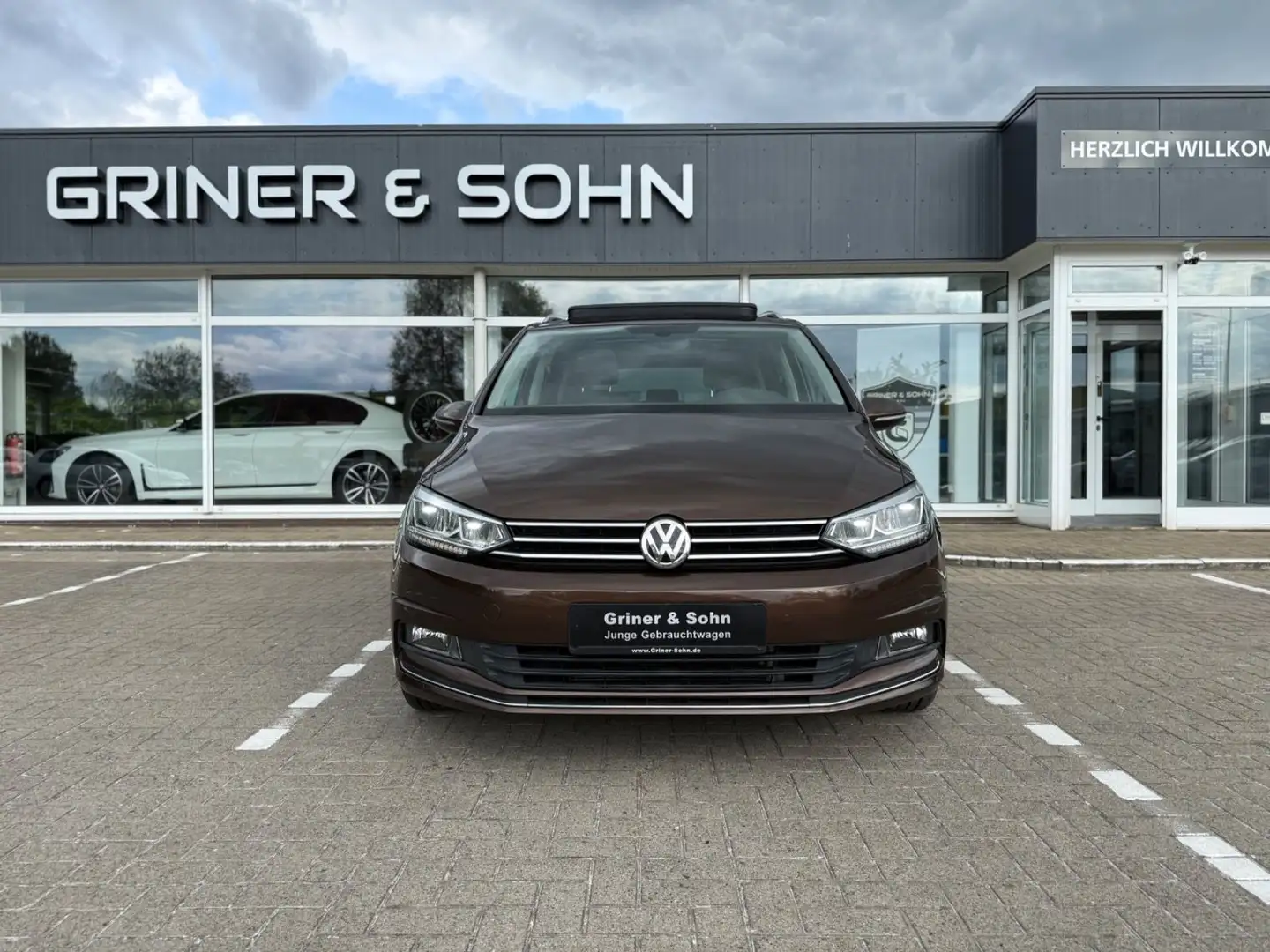 Volkswagen Touran Highline,Panorama,R-Kam,LED-Licht,ACC Marrón - 2