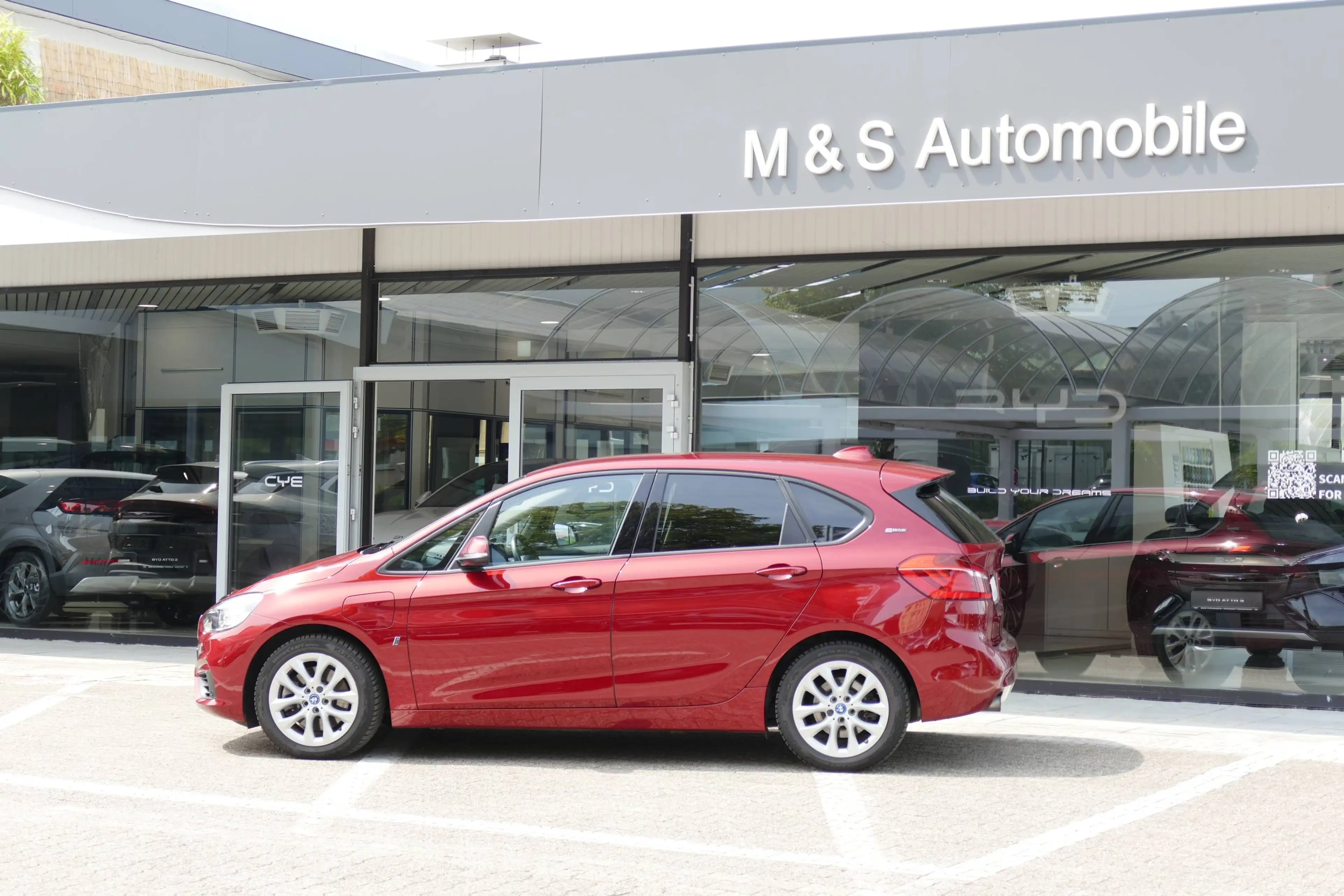 BMW 225 225 Active Tourer xe Advantage °4x4-Automatik° — photo 2