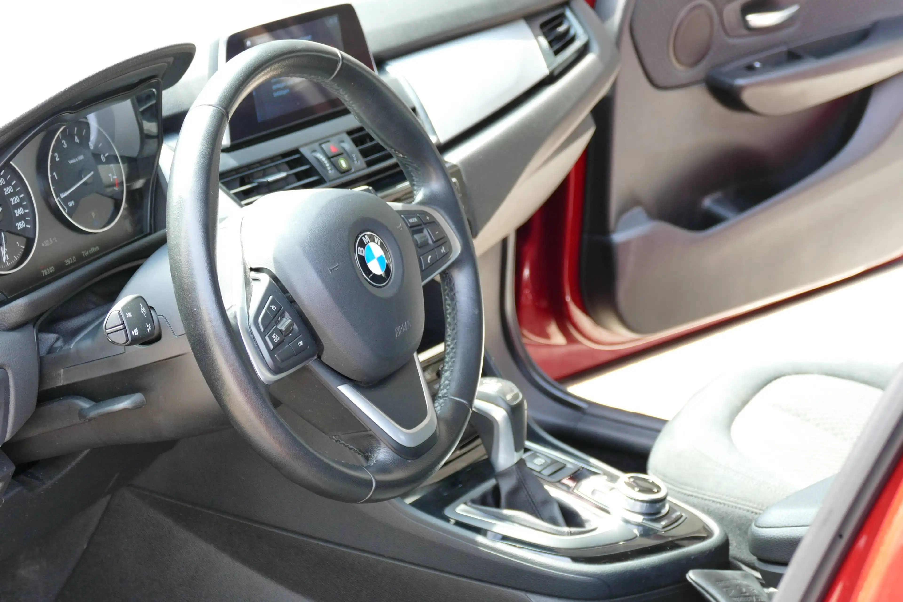 BMW 225 225 Active Tourer xe Advantage °4x4-Automatik° — photo 13