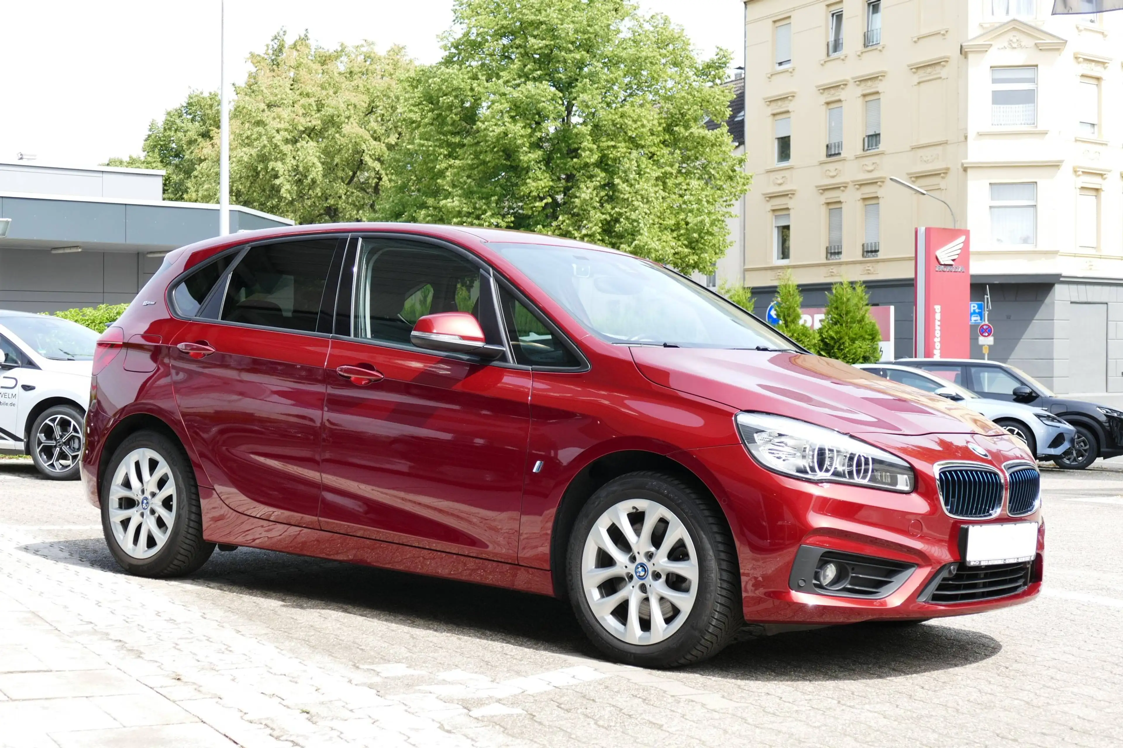 BMW 225 225 Active Tourer xe Advantage °4x4-Automatik° — photo 7