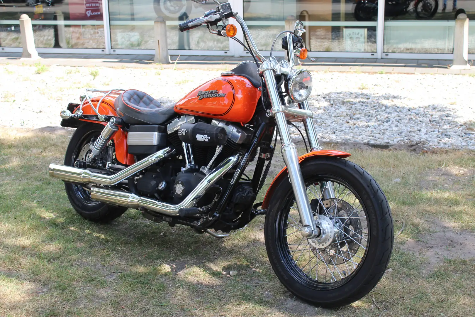 Harley-Davidson Dyna Street Bob FXDB Street Bob Orange - 2
