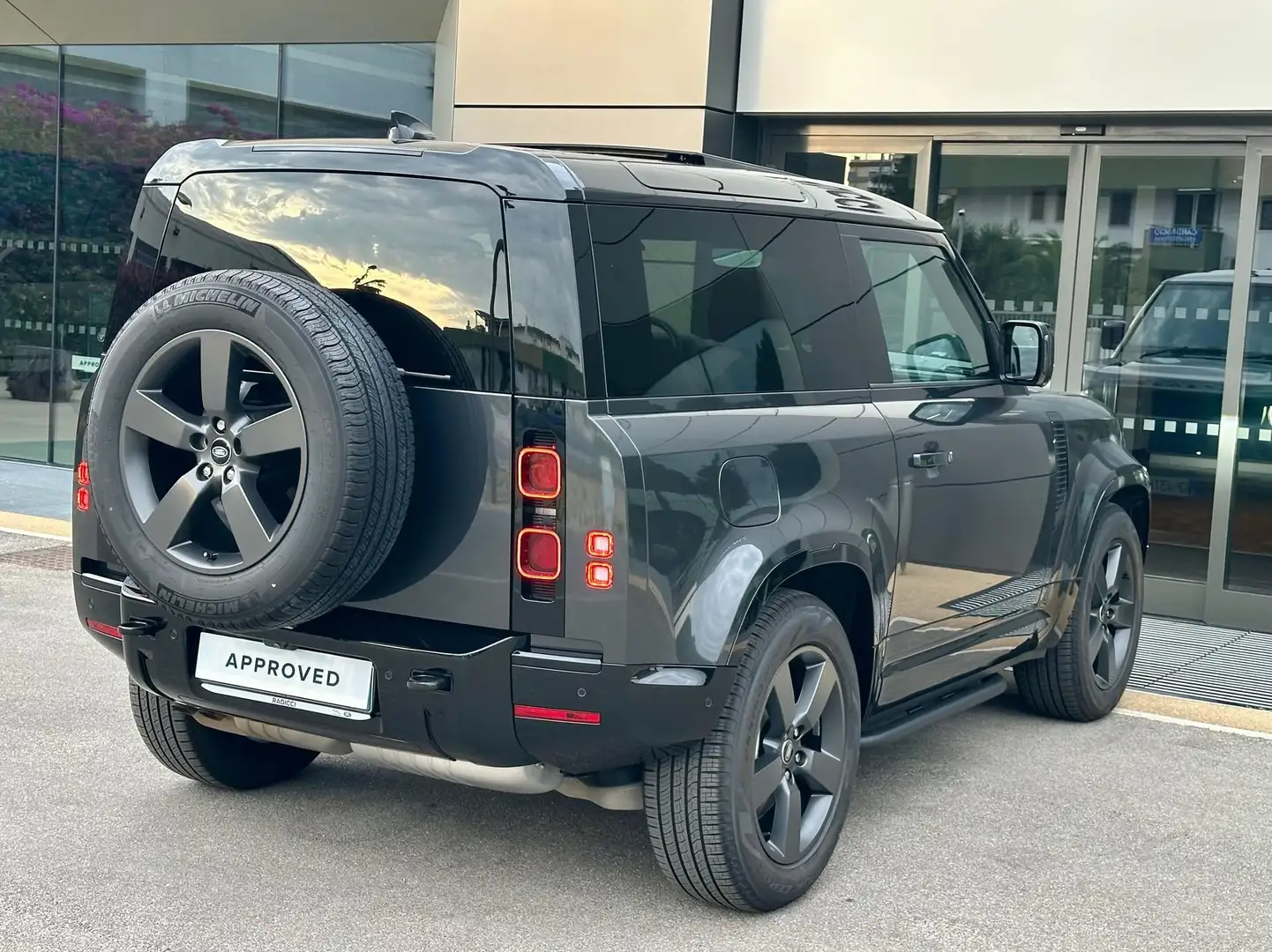 Land Rover Defender 90 3.0D I6 300 CV AWD Auto X-Dynamic HSE - 2