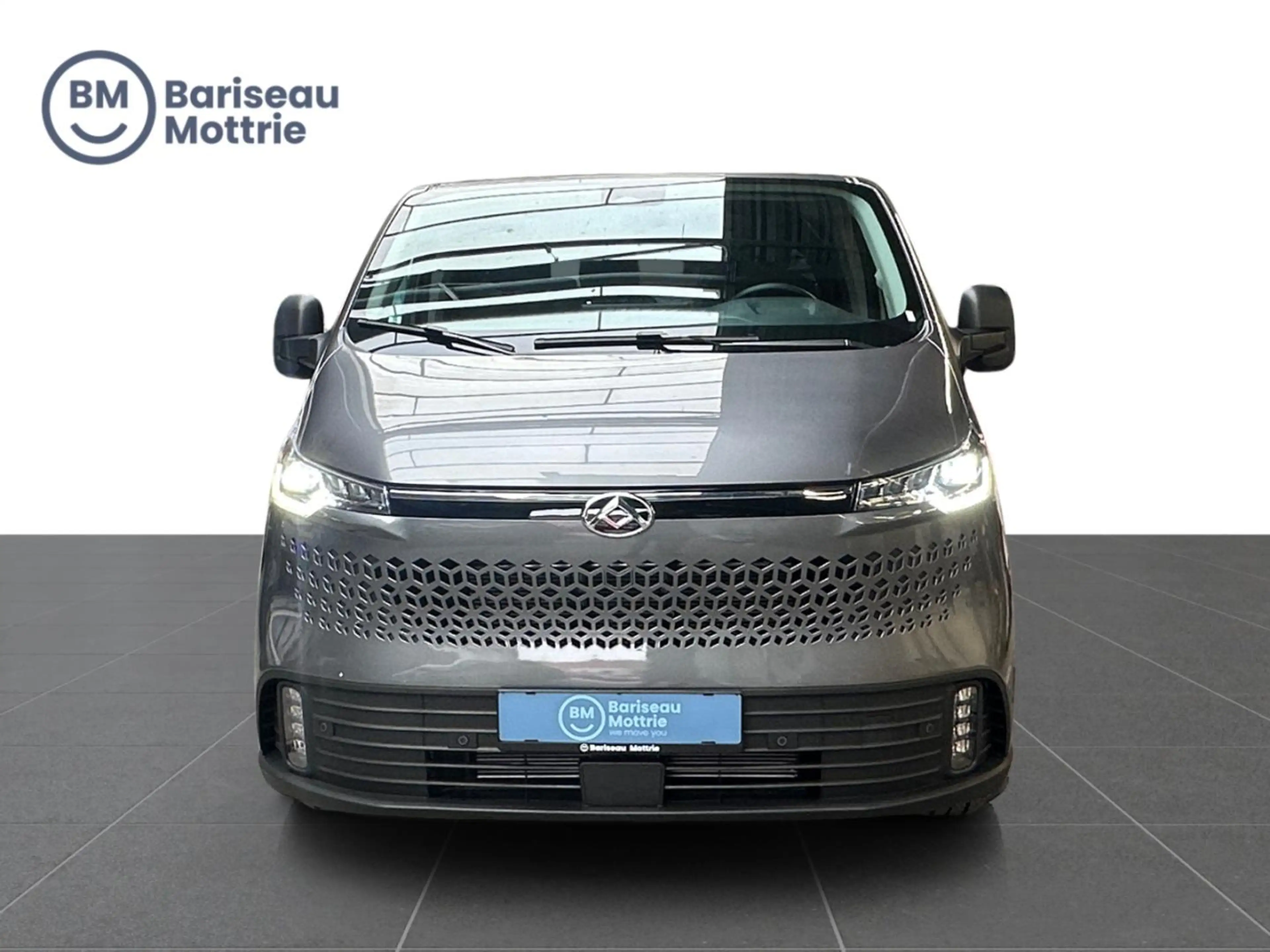 Maxus Deliver 7 L2H1 luxury — photo 2