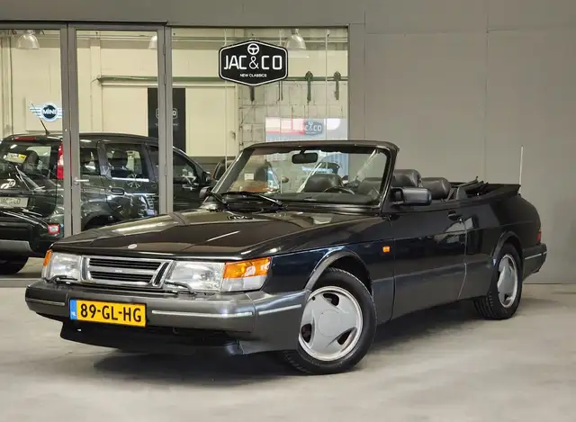Saab 900 Cabrio 2.0 SE Zwart Leer - Nette Kap