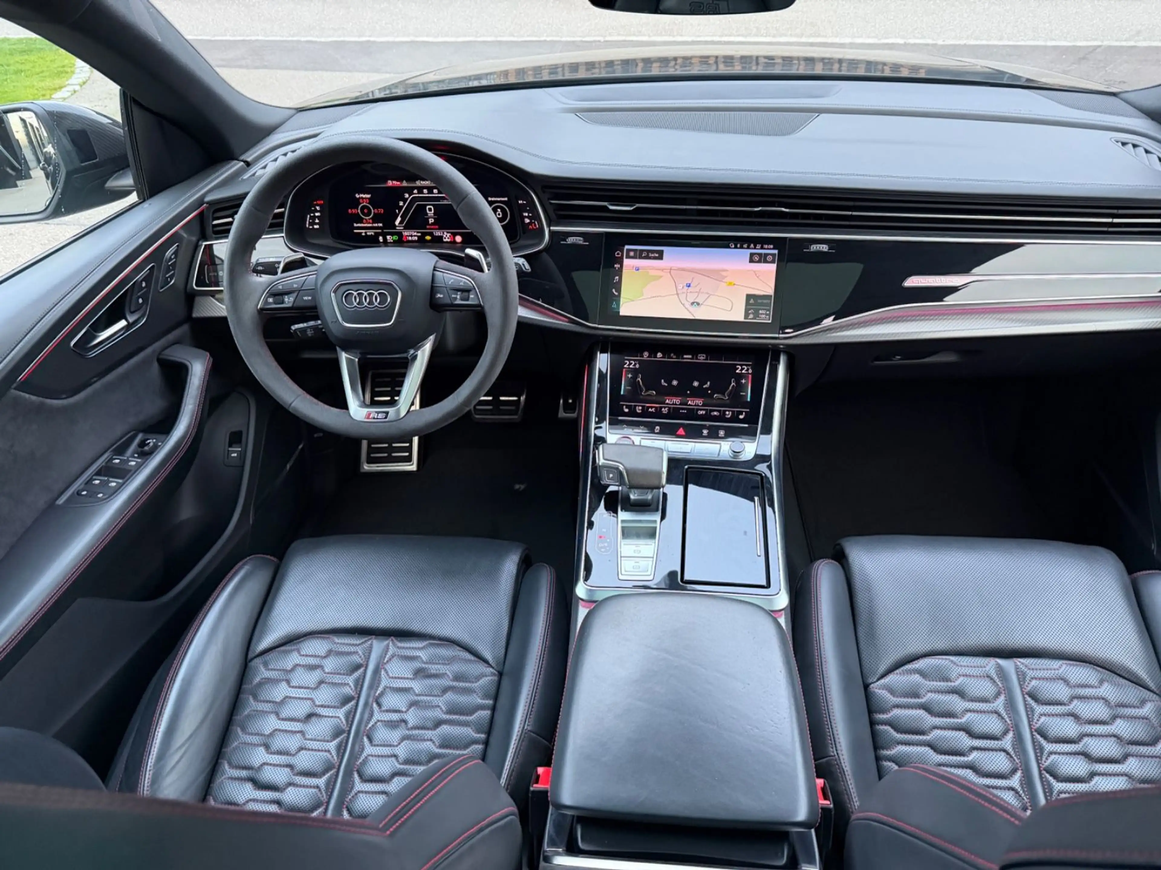 Audi RS Q8 4.0 TFSI Keramik Carbon Matrix 23 Zoll Pano — photo 12