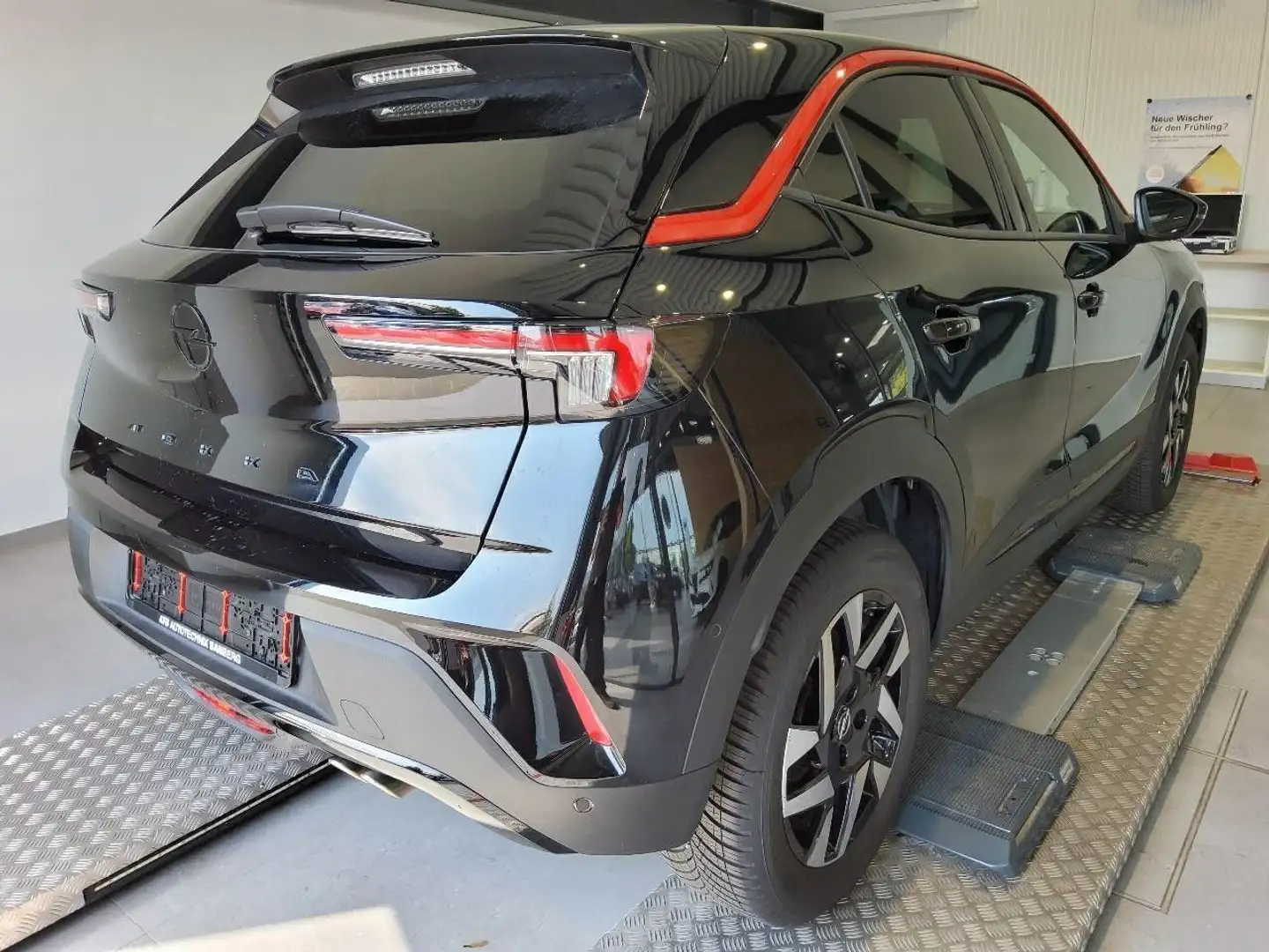 Opel Mokka B 1.2 T[Euro6d] S/S AT8 GS Zwart - 2