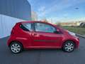 Peugeot 107 107 1.0e 12V 68ch BLUE LION Urban Rouge - thumbnail 6