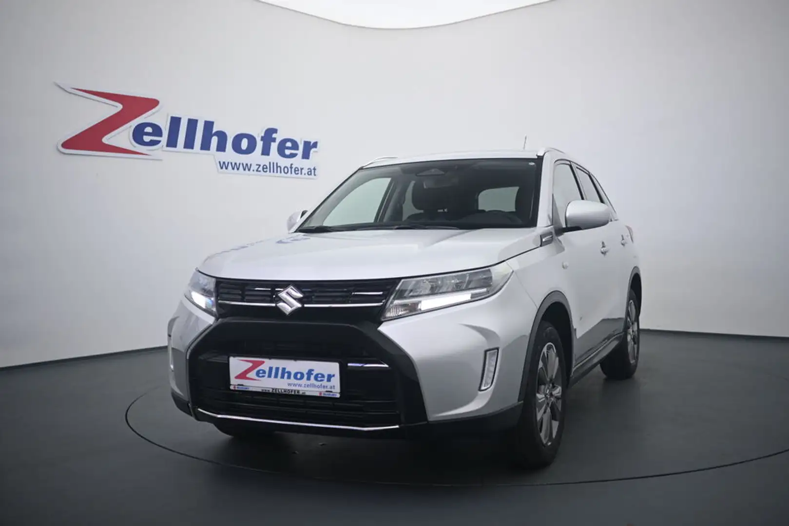 Suzuki Vitara 1,4 Hybrid ALLGRIP shine Silber - 1