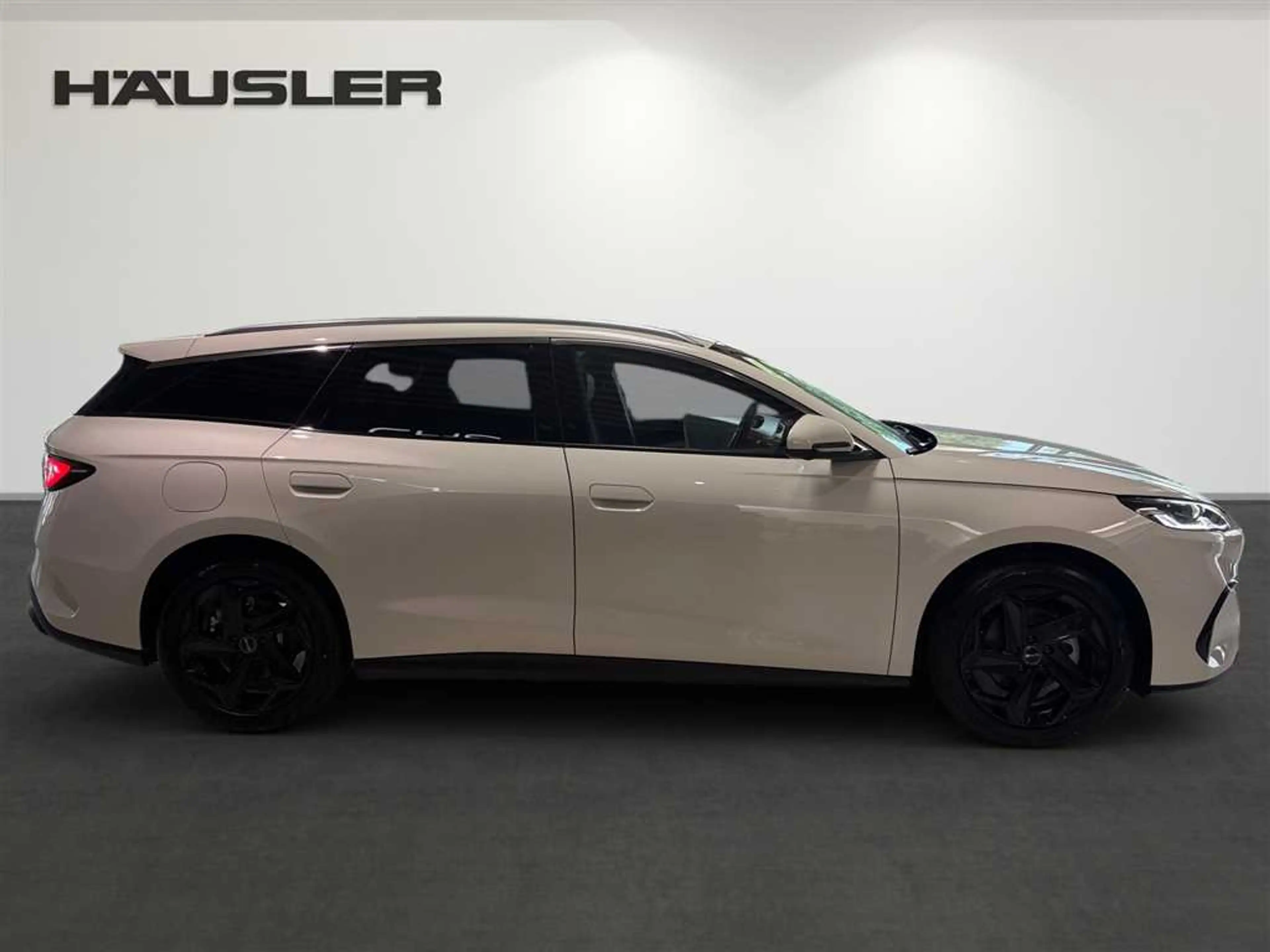 BYD Seal PHEV Panoramadach Leder 360°Kamera — photo 3