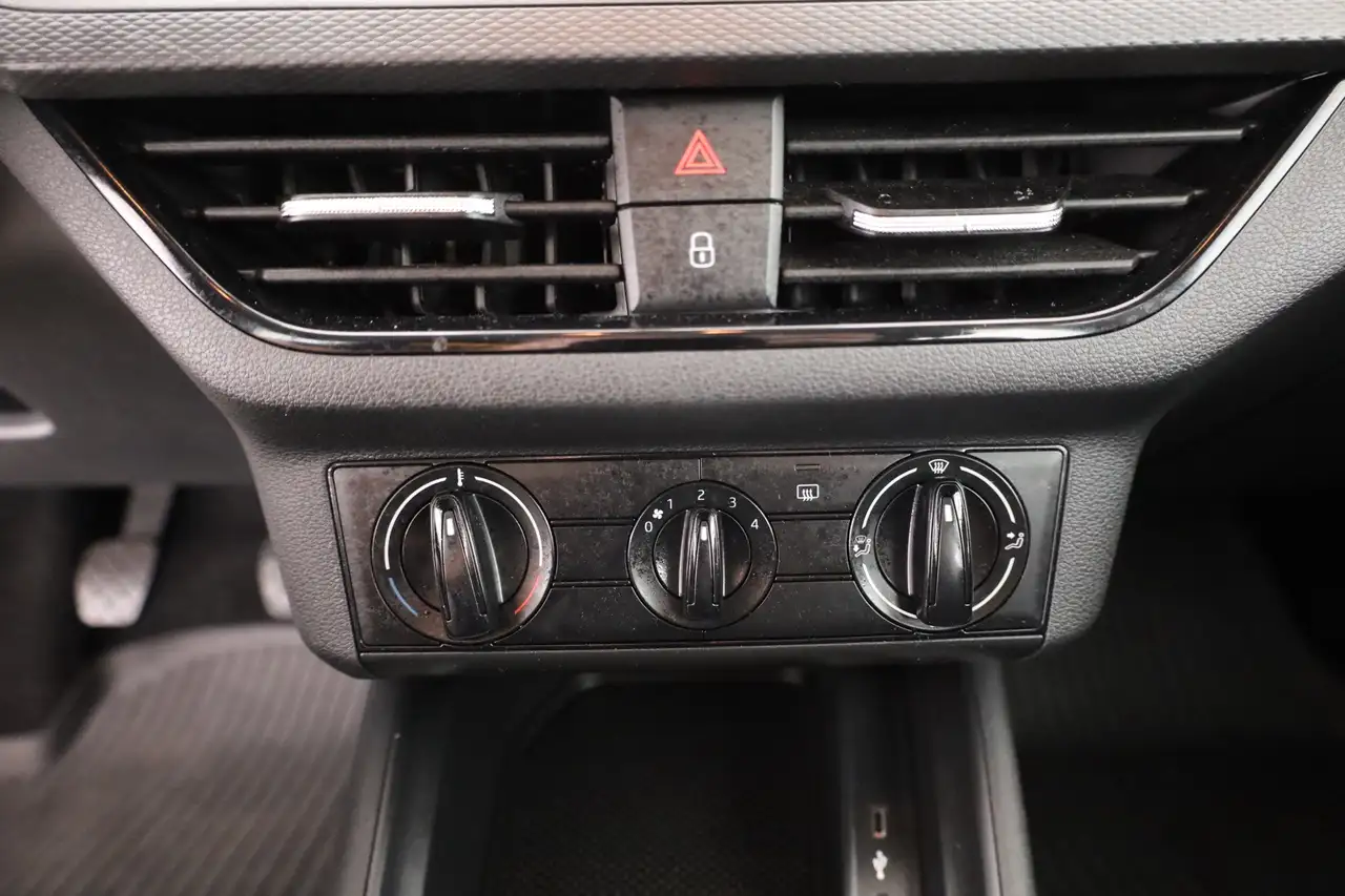 Skoda Kamiq 1.0 Active LED Spurhalte Bluetooth DAB, миниатюра 12
