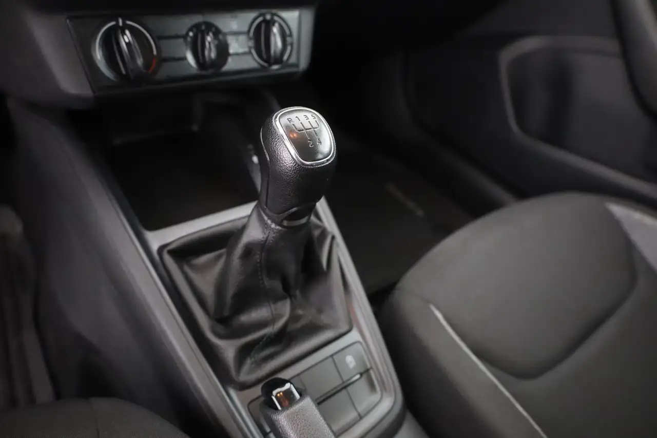 Skoda Kamiq 1.0 Active LED Spurhalte Bluetooth DAB, миниатюра 14