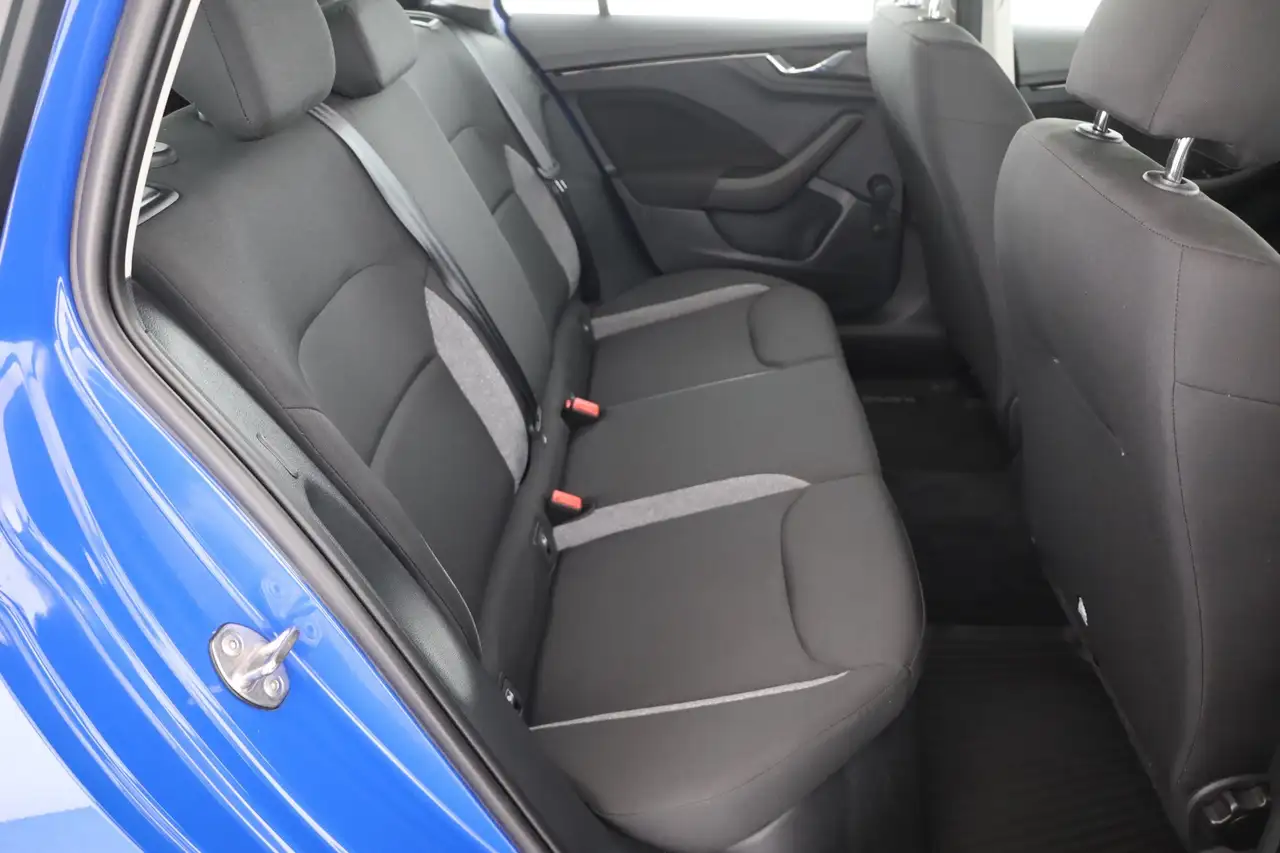 Skoda Kamiq 1.0 Active LED Spurhalte Bluetooth DAB, миниатюра 23