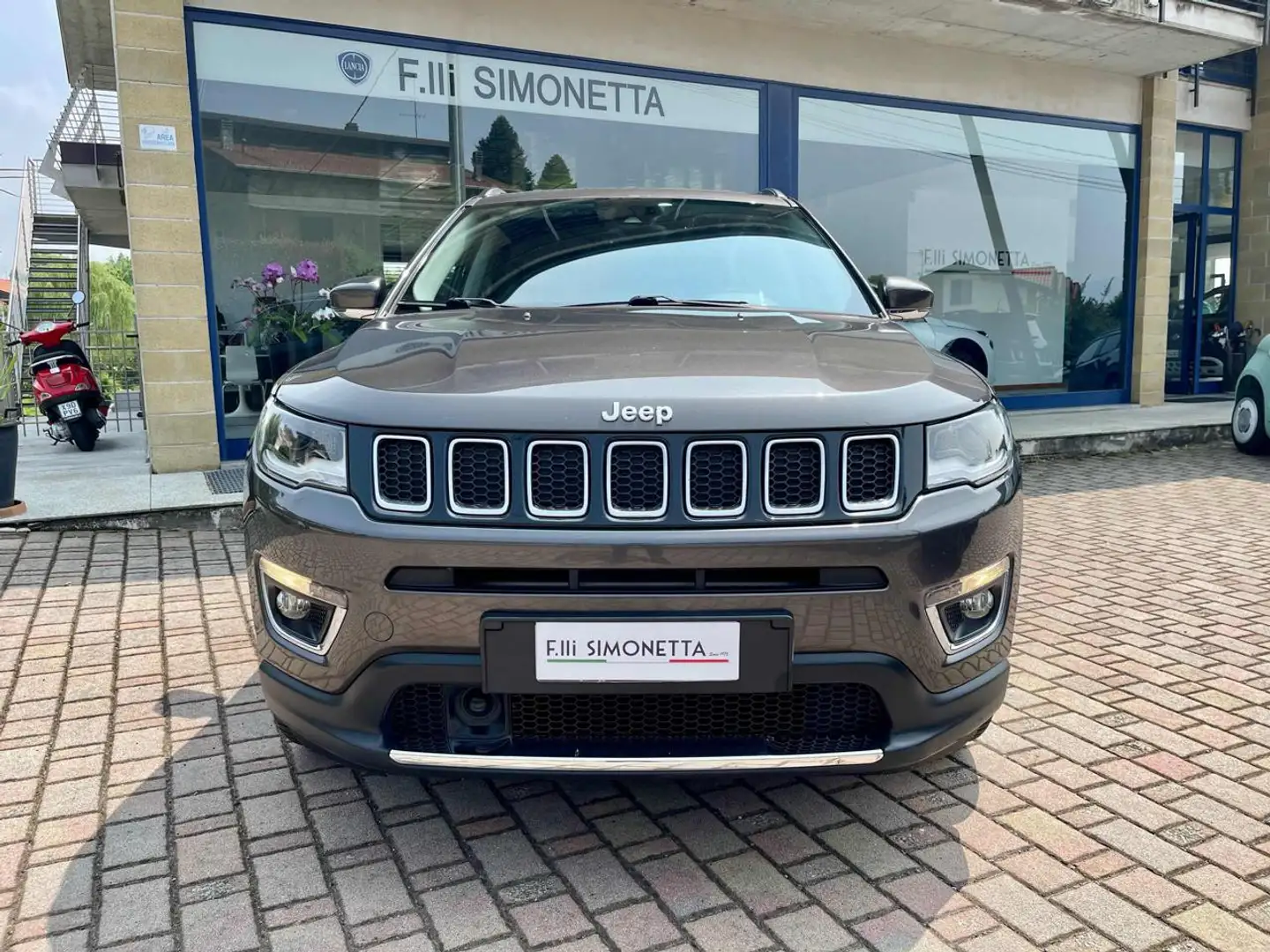 Jeep Compass 2.0 Multijet II aut. 4WD Limited Grigio - 2