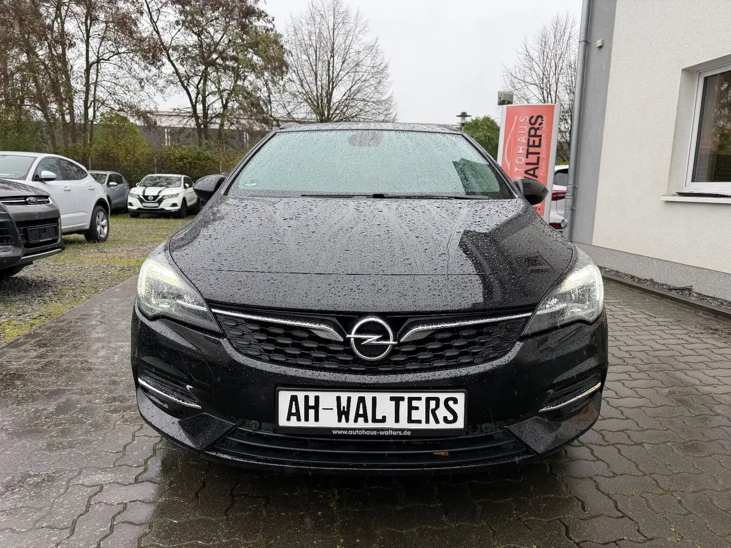 Opel Astra K Sports Tourer Business =Automatik-Klima= Noir - 2