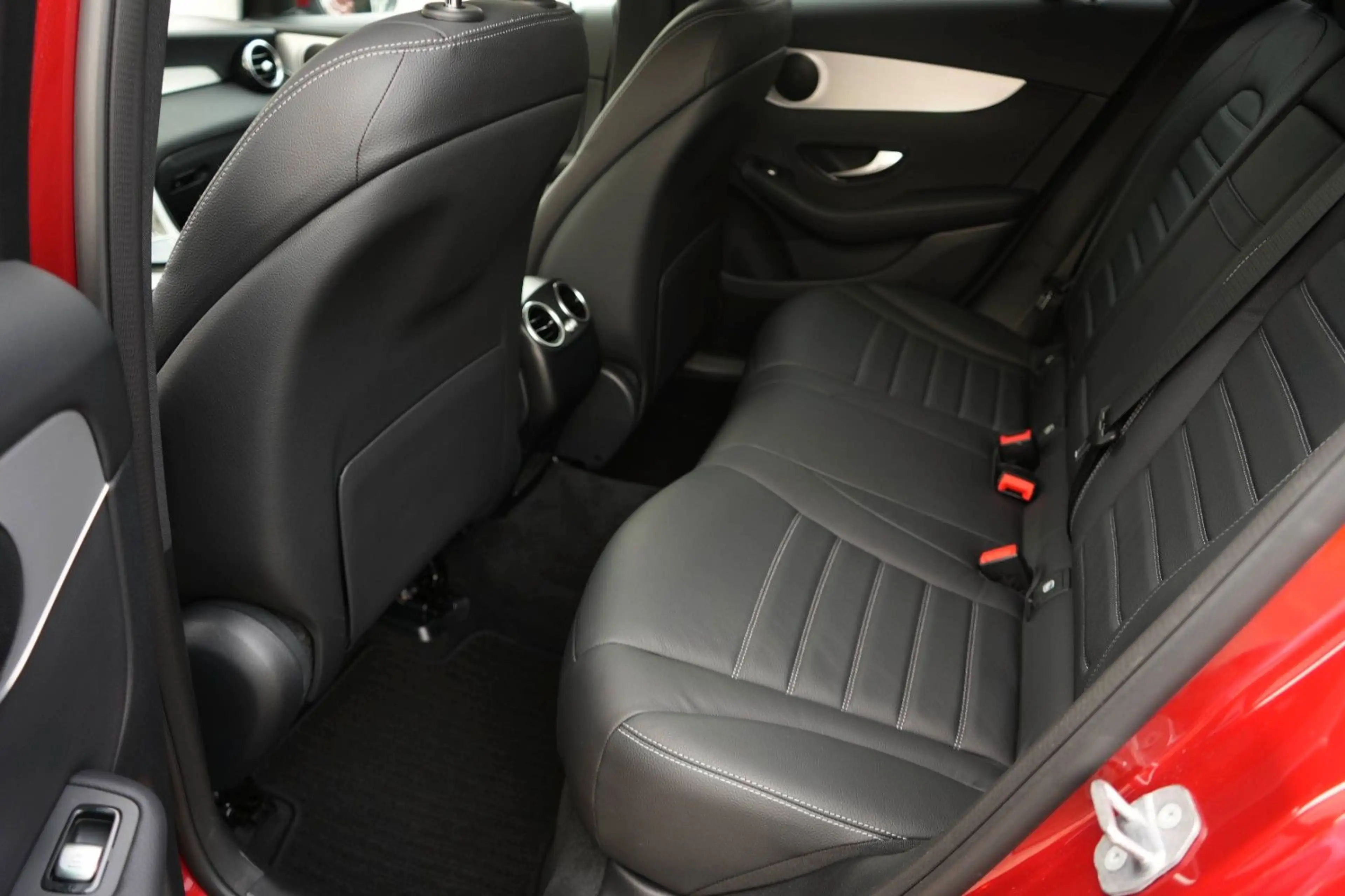 Mercedes-Benz GLC 200 4Matic 1. HAND|WENIG KM|KAMERA|FACELIFT — photo 14