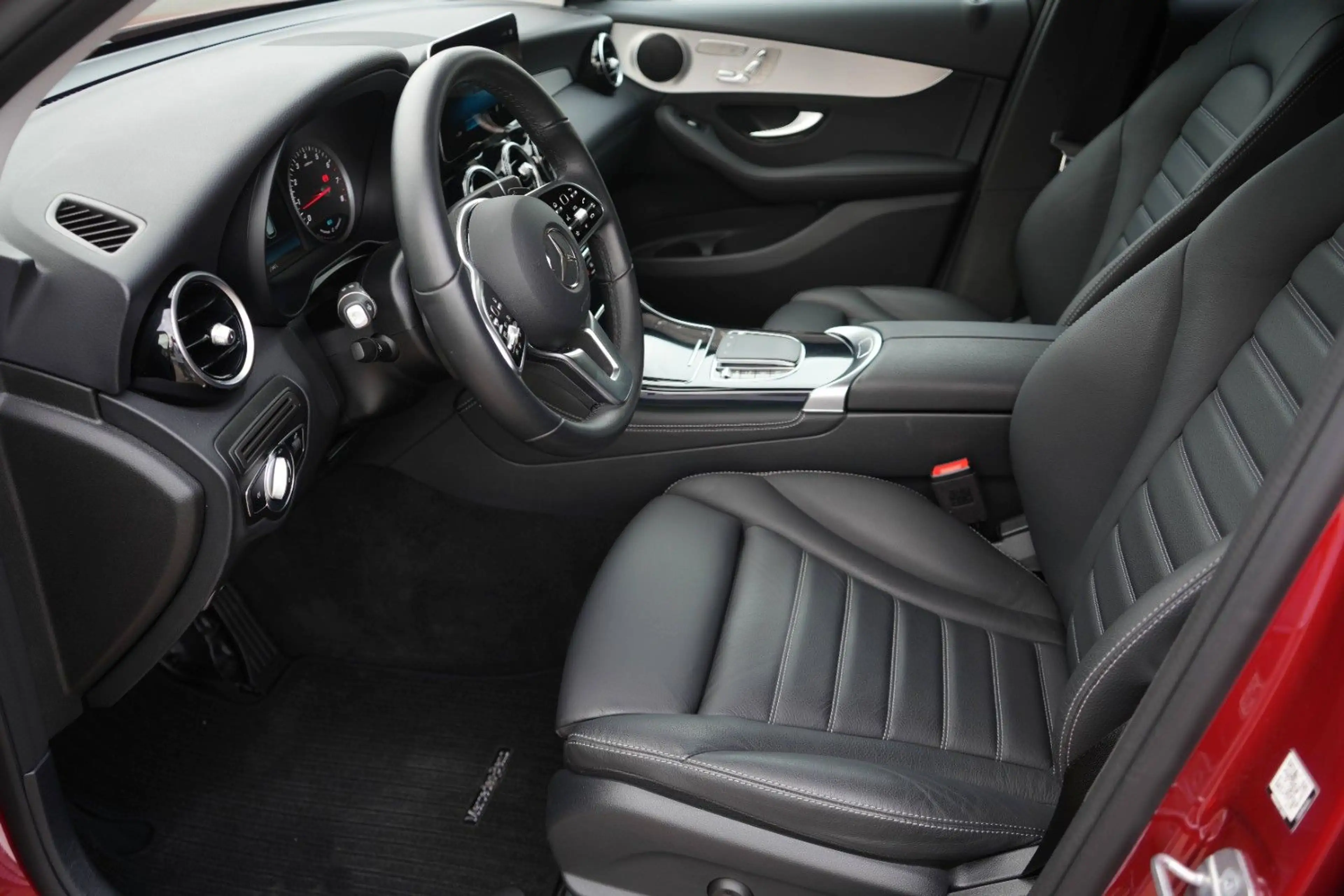 Mercedes-Benz GLC 200 4Matic 1. HAND|WENIG KM|KAMERA|FACELIFT — photo 13