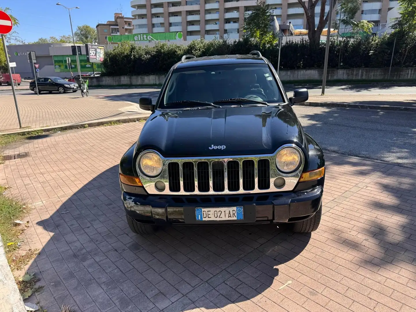Jeep Cherokee III 2002 2.8 crd Sport 65th auto FL - 2