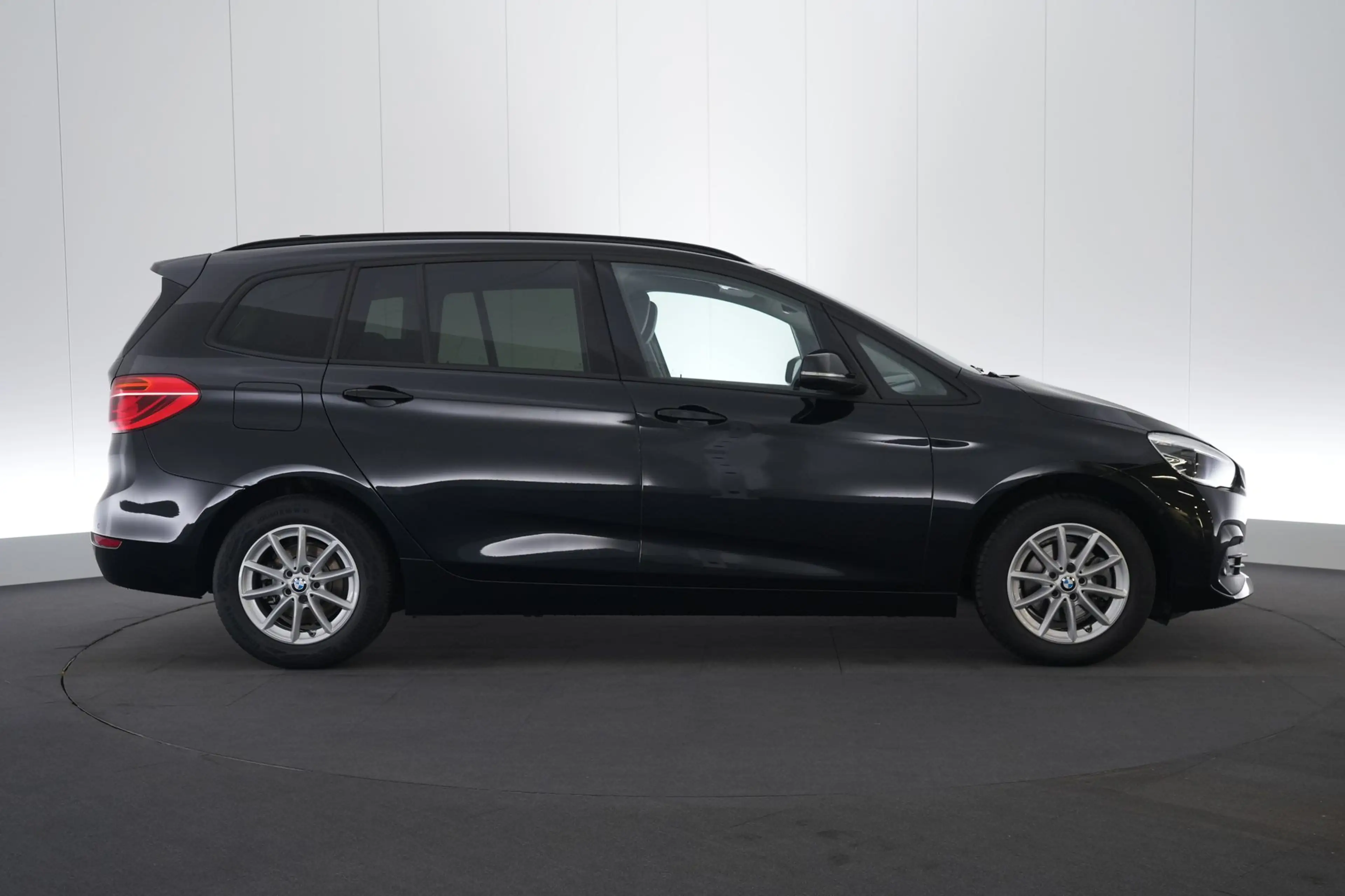 BMW 216 2 Gran Tourer 216dA Business LED GPS PDC CAM Keyle — photo 5