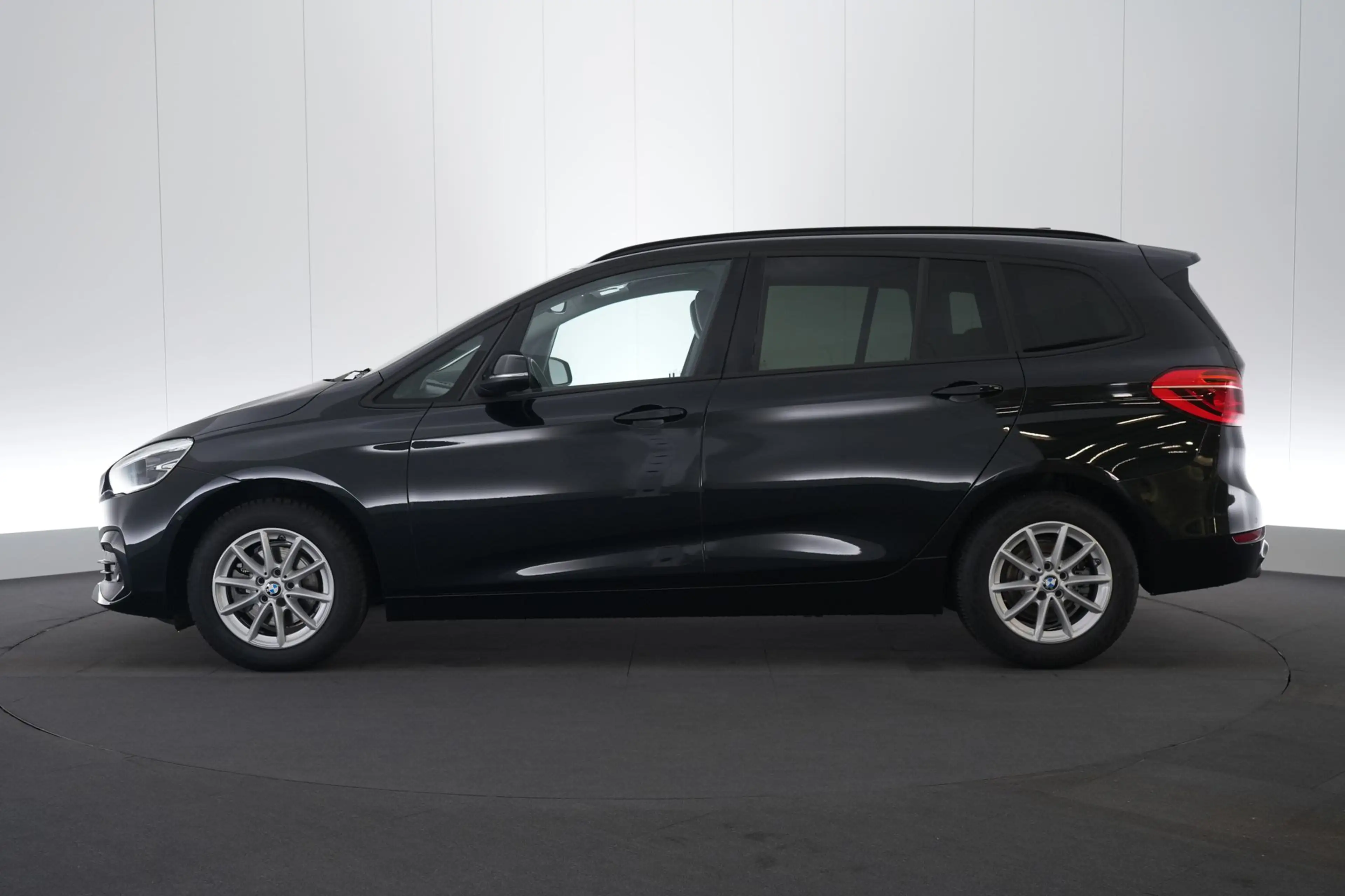 BMW 216 2 Gran Tourer 216dA Business LED GPS PDC CAM Keyle — photo 11