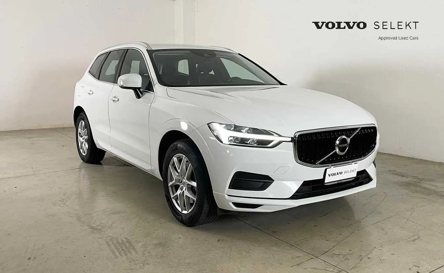 Volvo XC60 B4 Mild Hybrid (Diesel) AWD Business Plus Geartron Blanc - 1