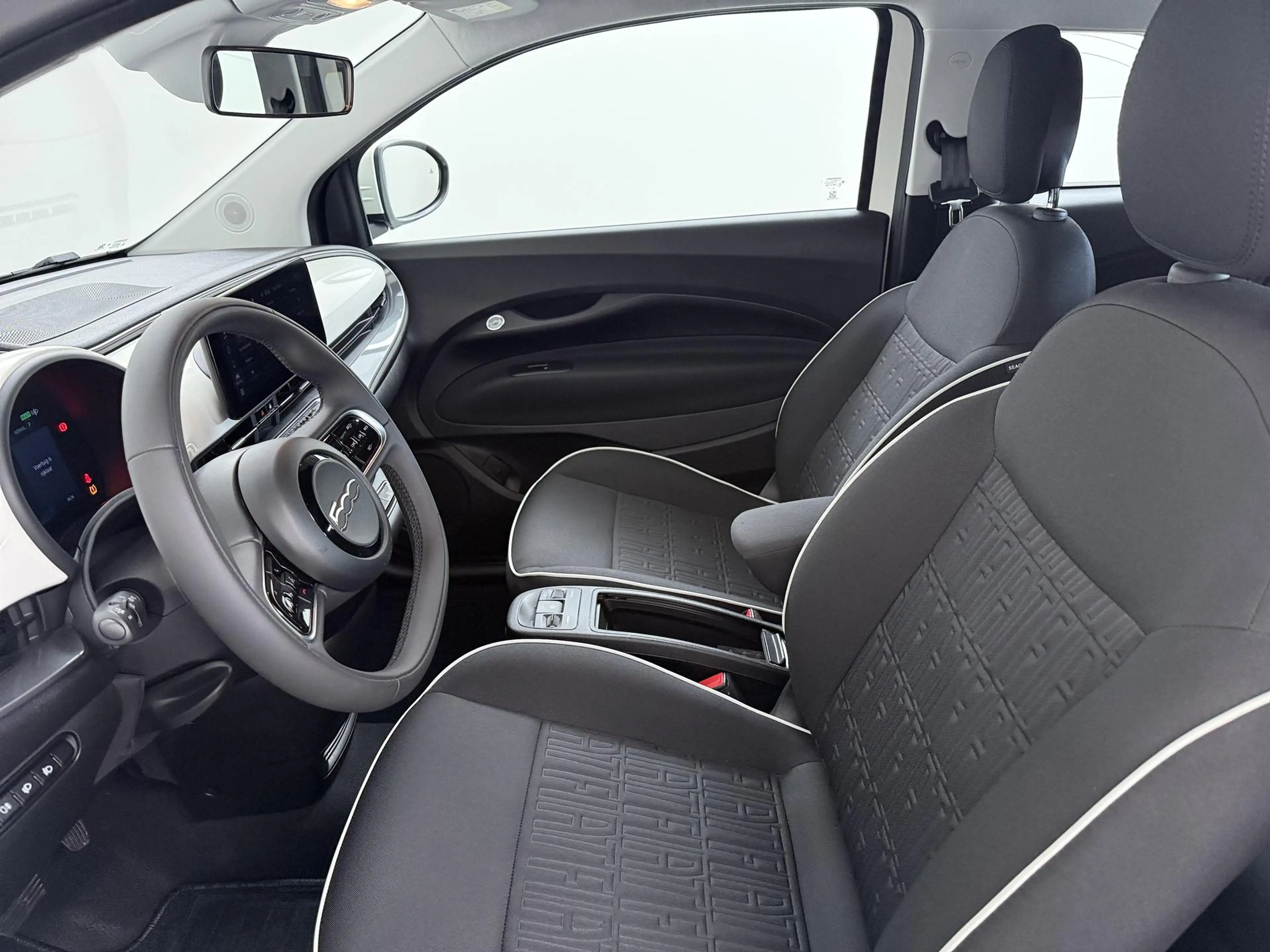 Fiat 500C 42 kWh | Parkeercamera | Stoel- & Voorruitverw. | — photo 13
