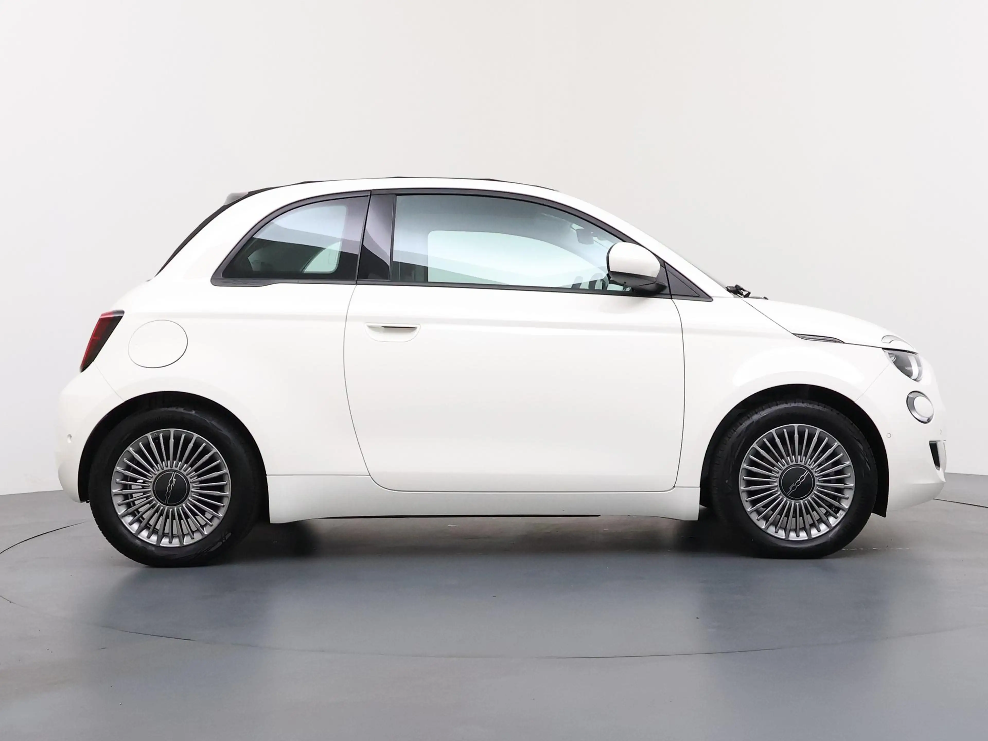Fiat 500C 42 kWh | Parkeercamera | Stoel- & Voorruitverw. | — photo 6
