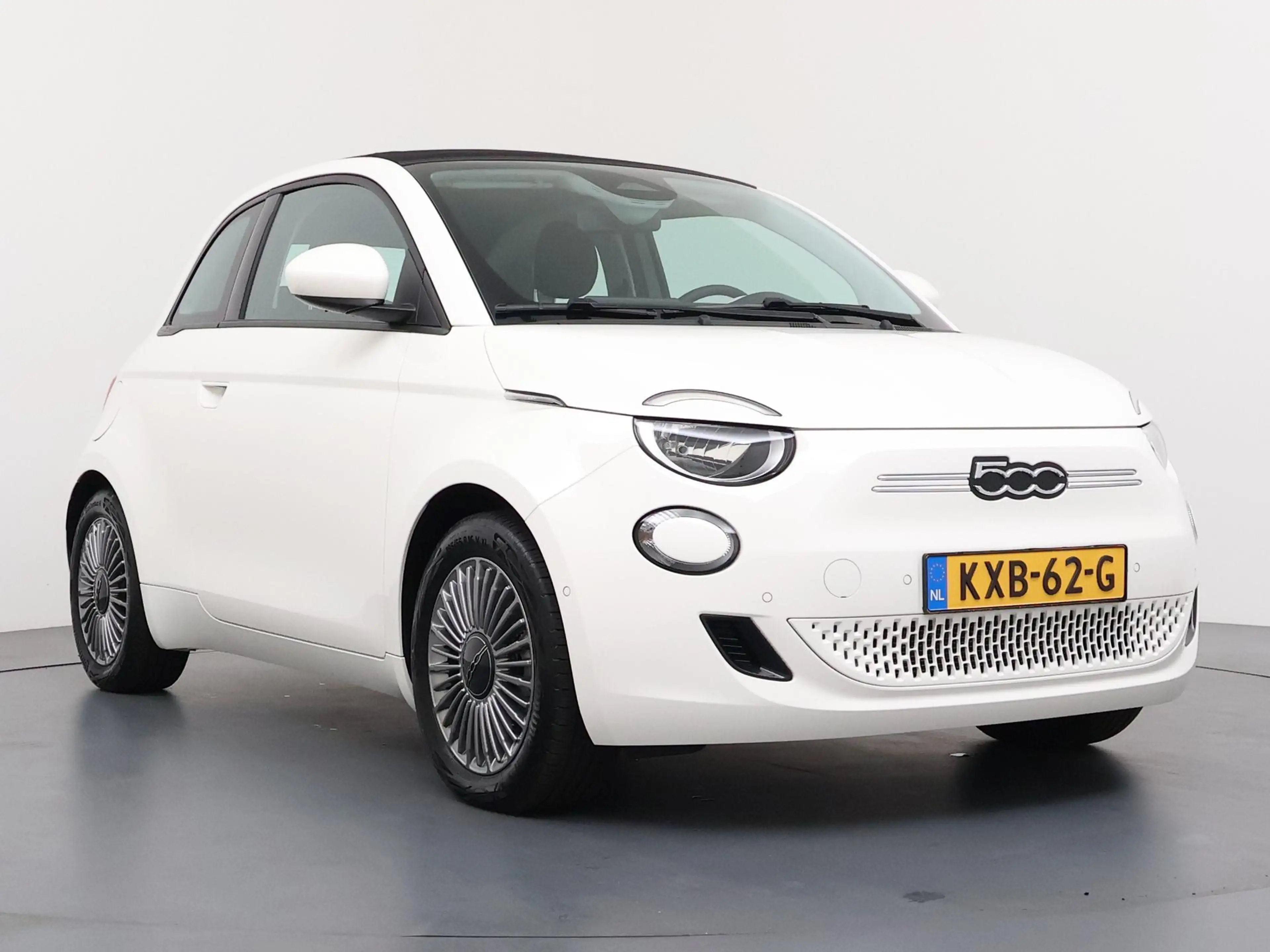 Fiat 500C 42 kWh | Parkeercamera | Stoel- & Voorruitverw. | — photo 7