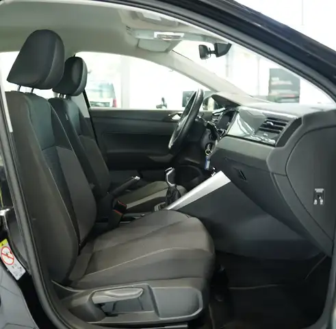 Volkswagen Polo view 13