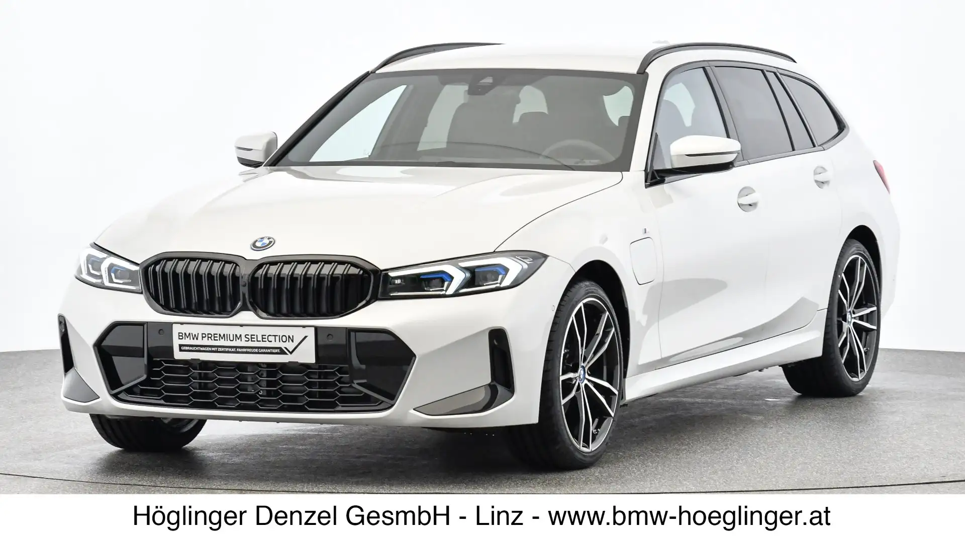 BMW 330 e xDrive Weiß - 1