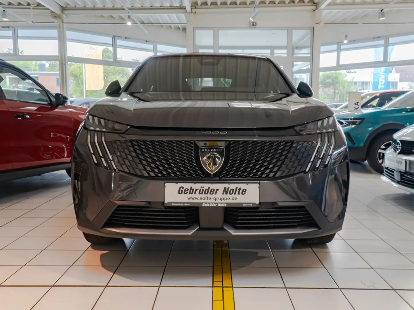 Peugeot 3008 GT HYBRID 145 e-DSC6 ACC AKTIVSITZE LED Grau - 2