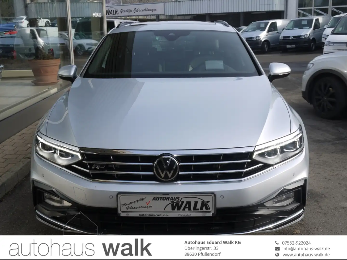 Volkswagen Passat Variant 2.0 TDI 4M R Line NAVI/Matrix/AHK/Pano/RFK/Headup/ Silber - 1
