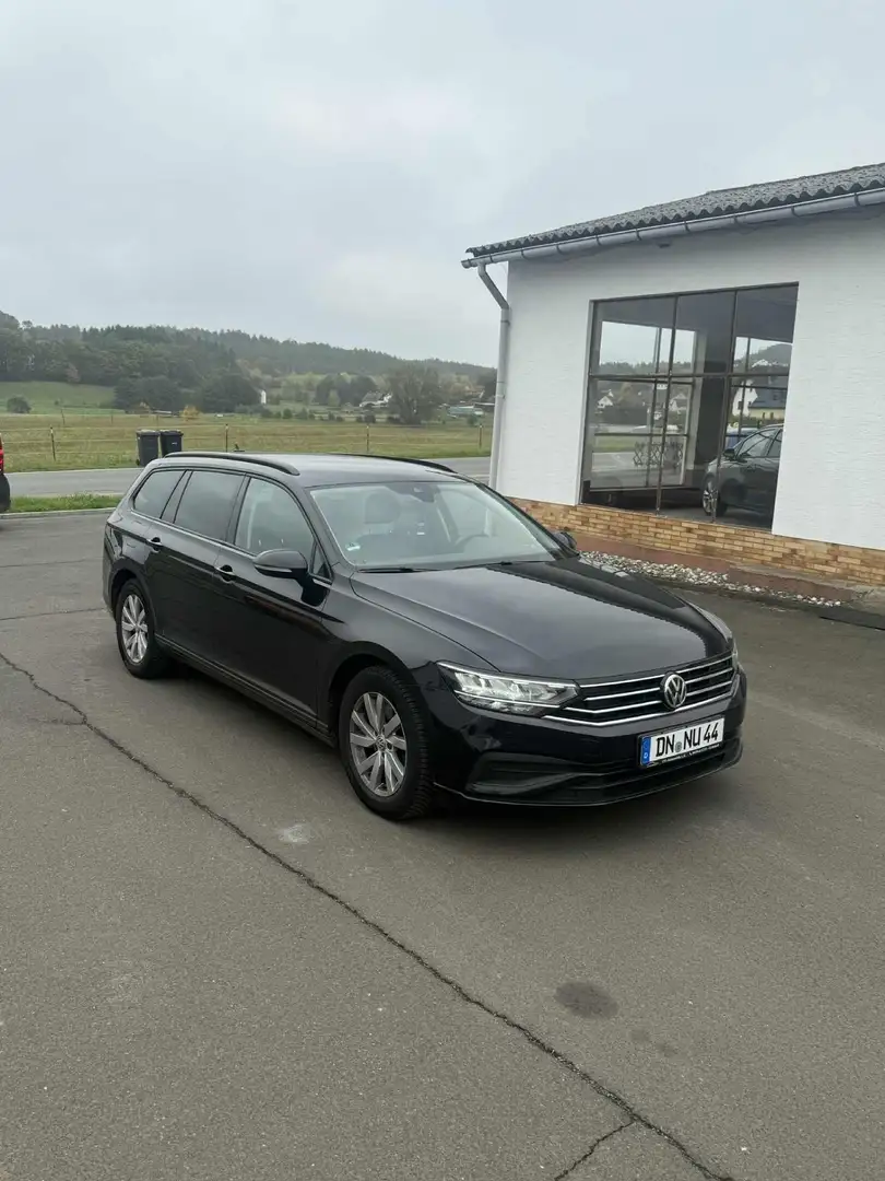 Volkswagen Passat 1.6 TDI SCR DSG Business - 1