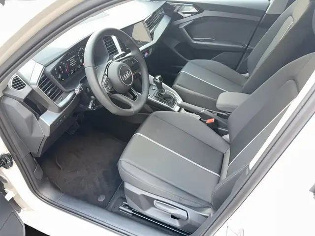 Audi A1 view 13