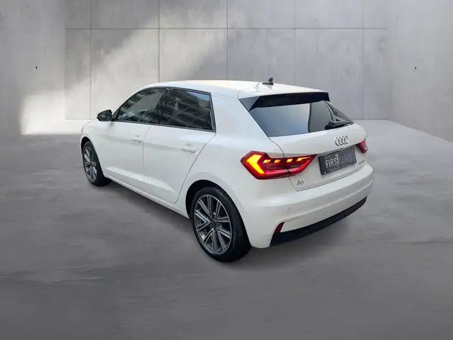Audi A1 view 6