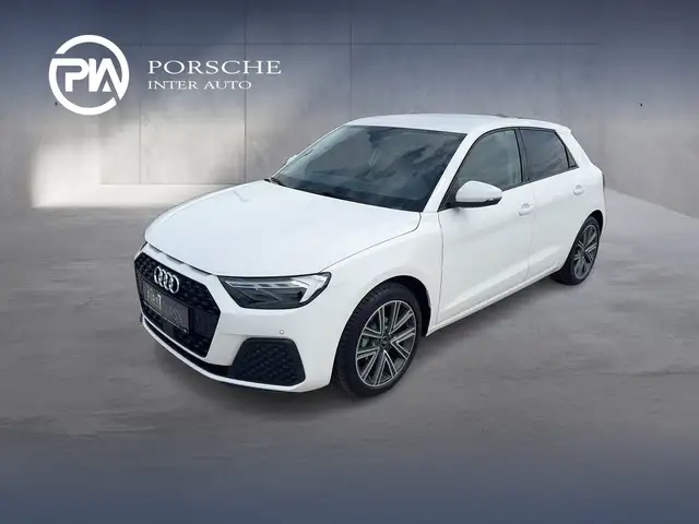 Audi A1 view 2
