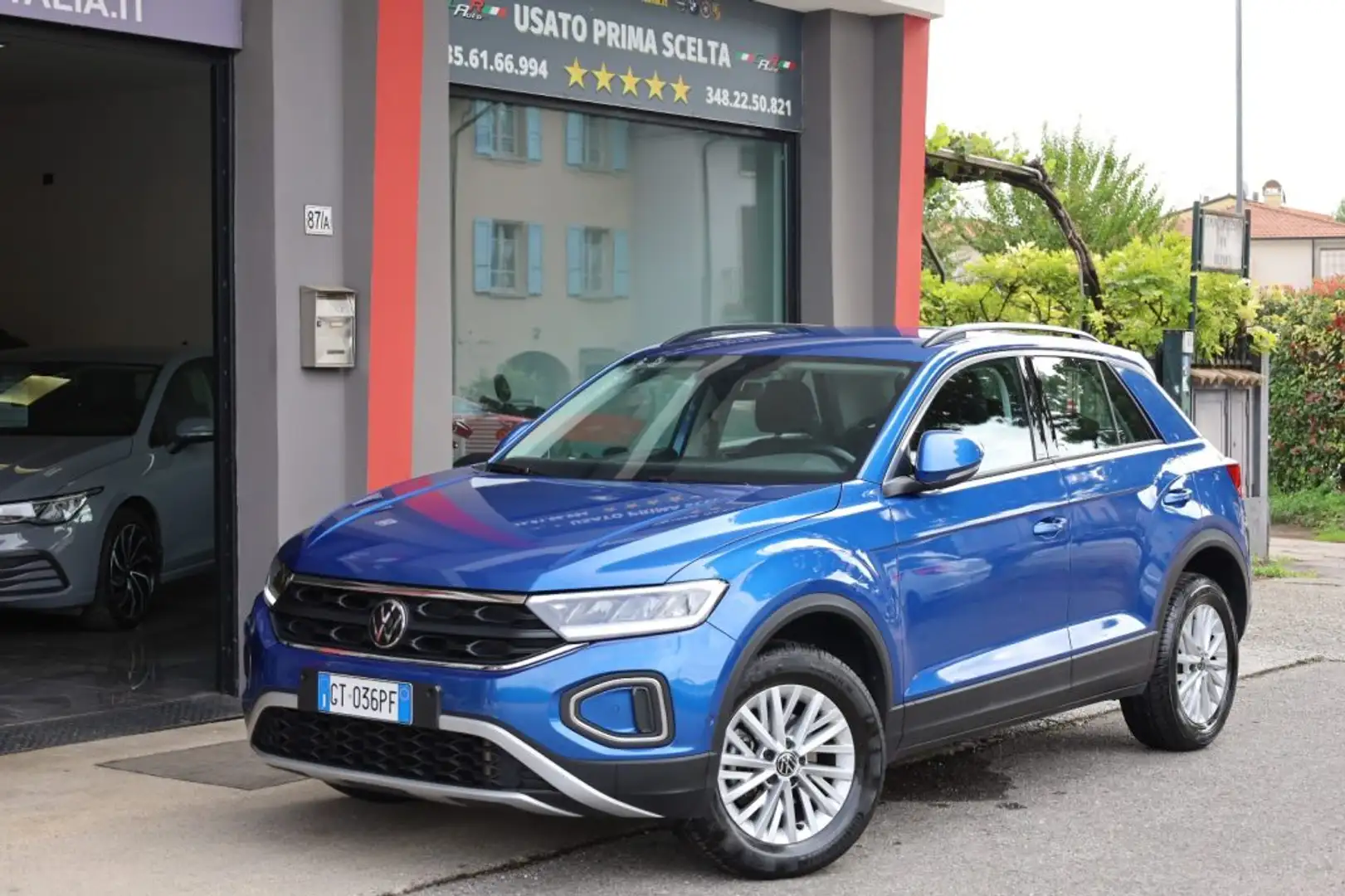 Volkswagen T-Roc 1.5 TSI ACT DSG UniPropietario Navi LED ACC VW ITA Blauw - 1